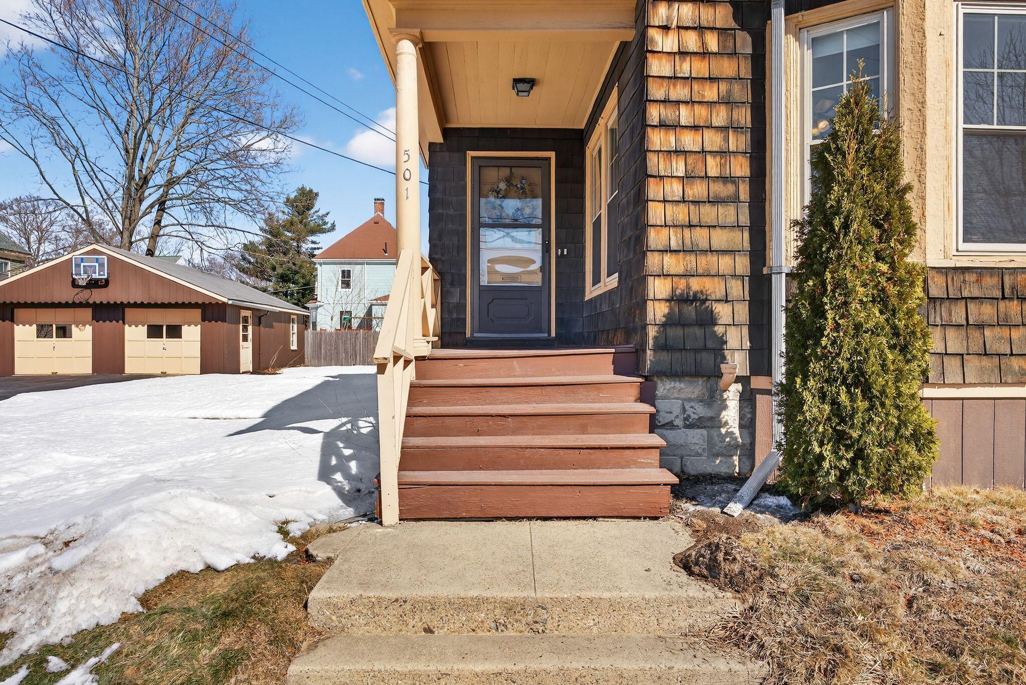 499 Brighton Avenue
