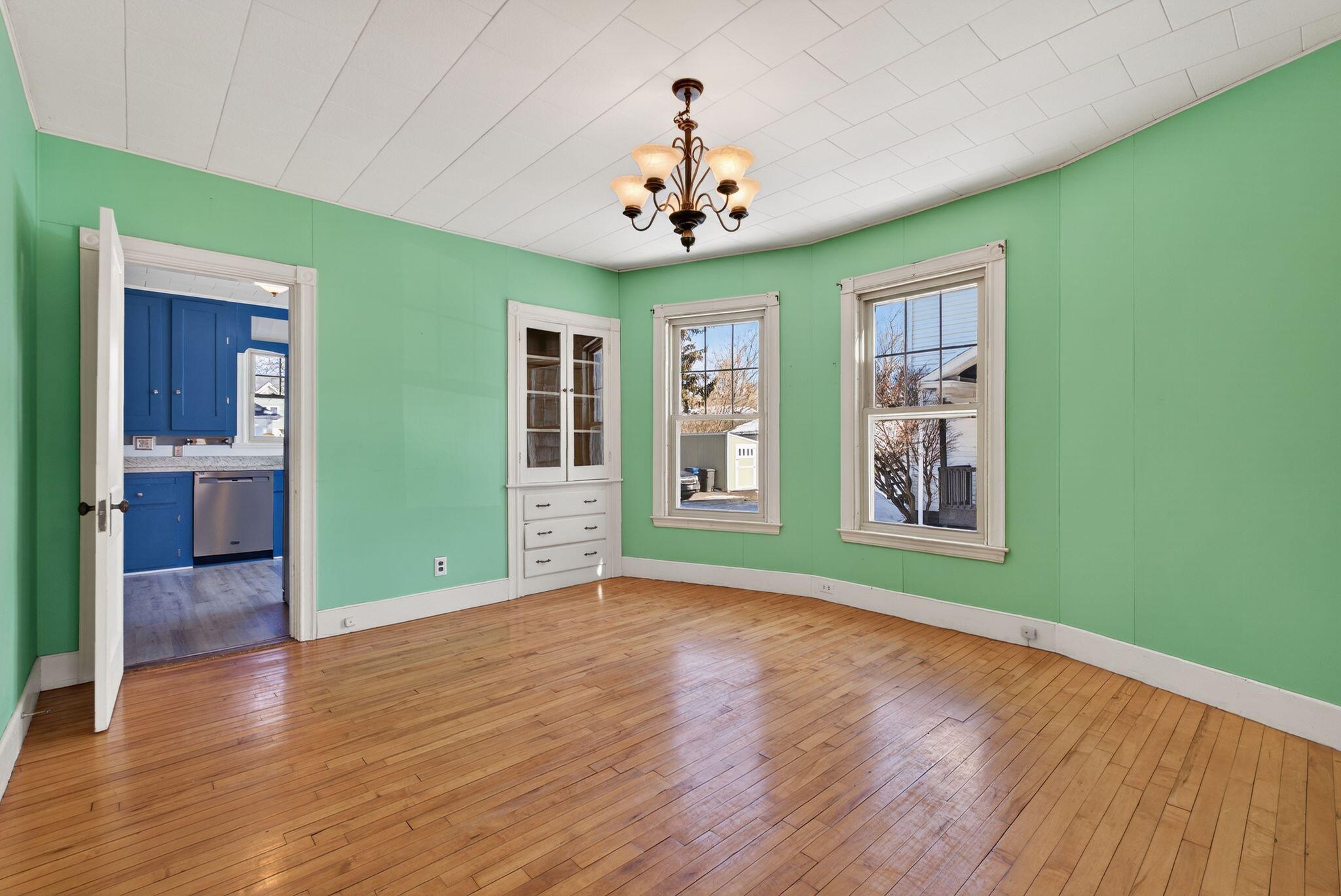 499 Brighton Avenue