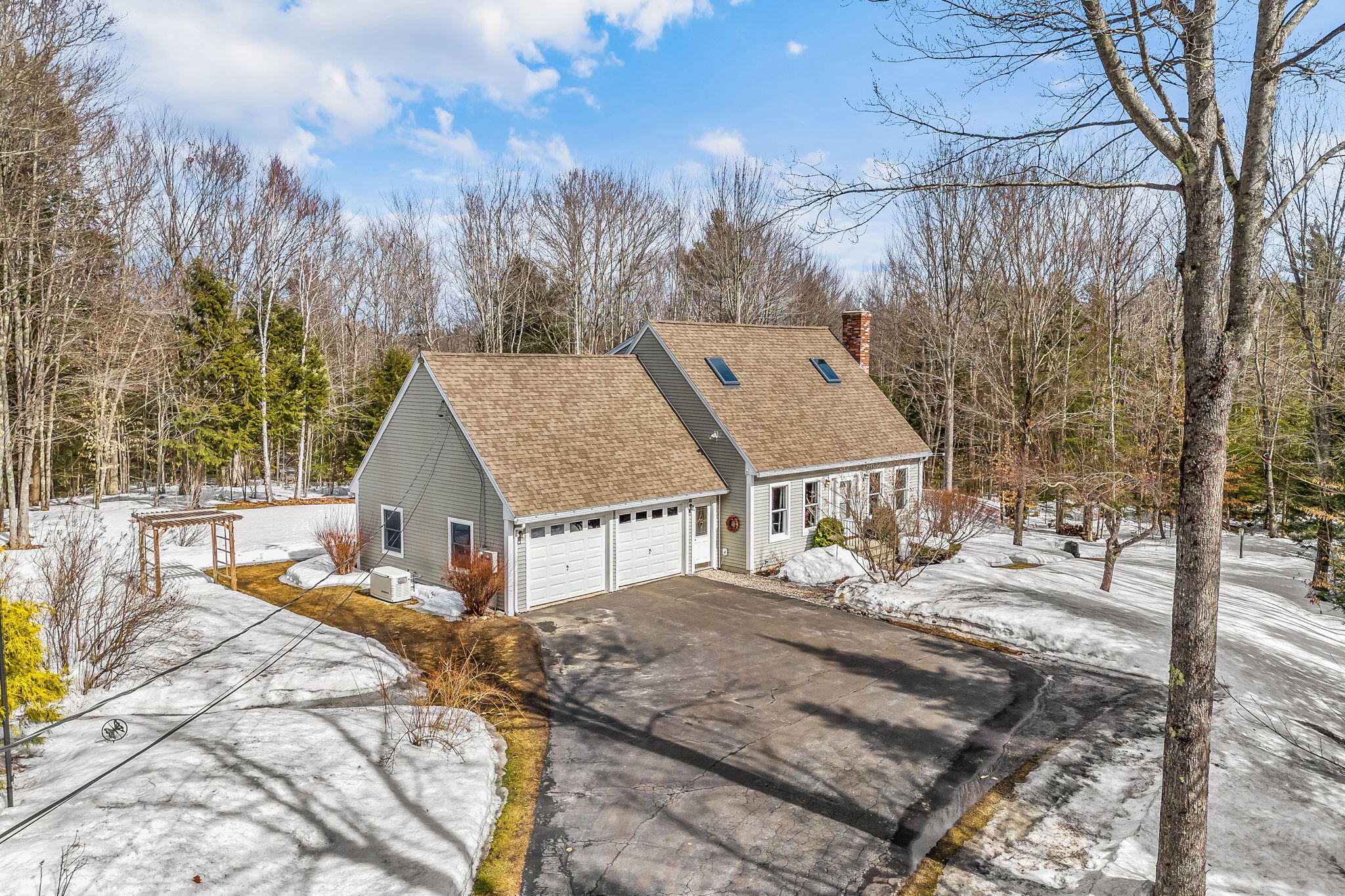 39 Pine Knoll Drive
