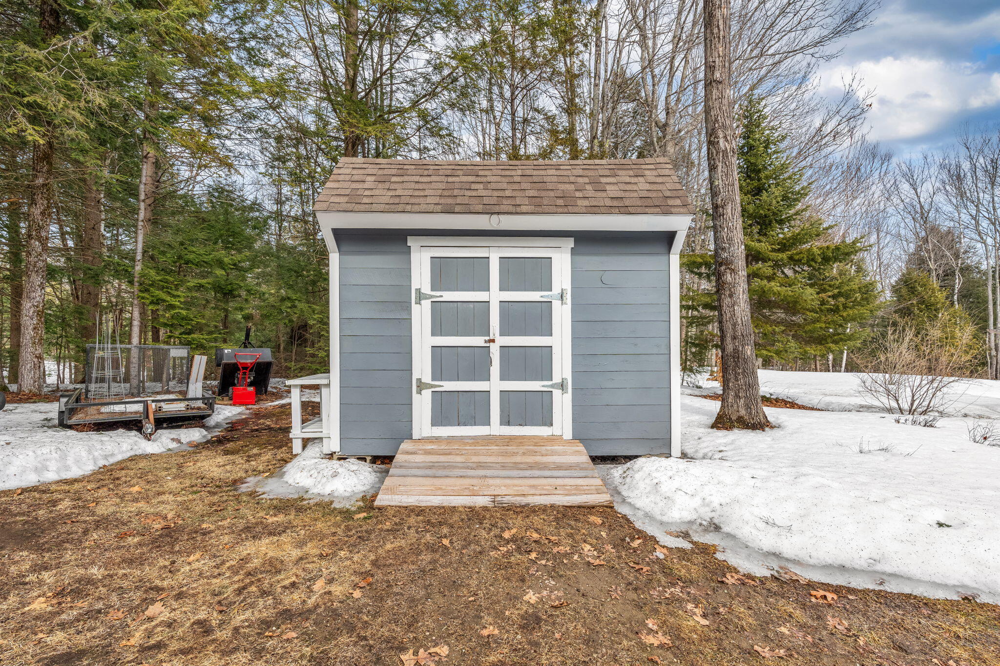 39 Pine Knoll Drive