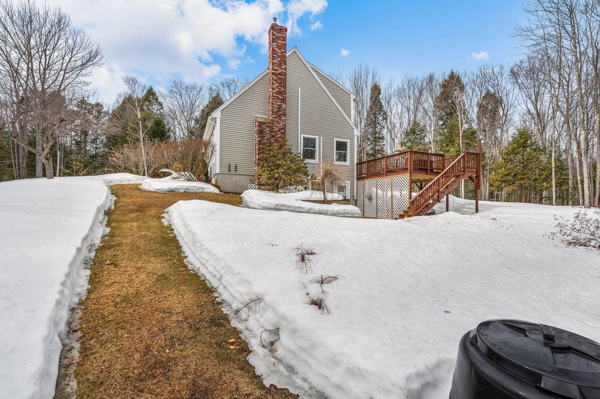 39 Pine Knoll Drive