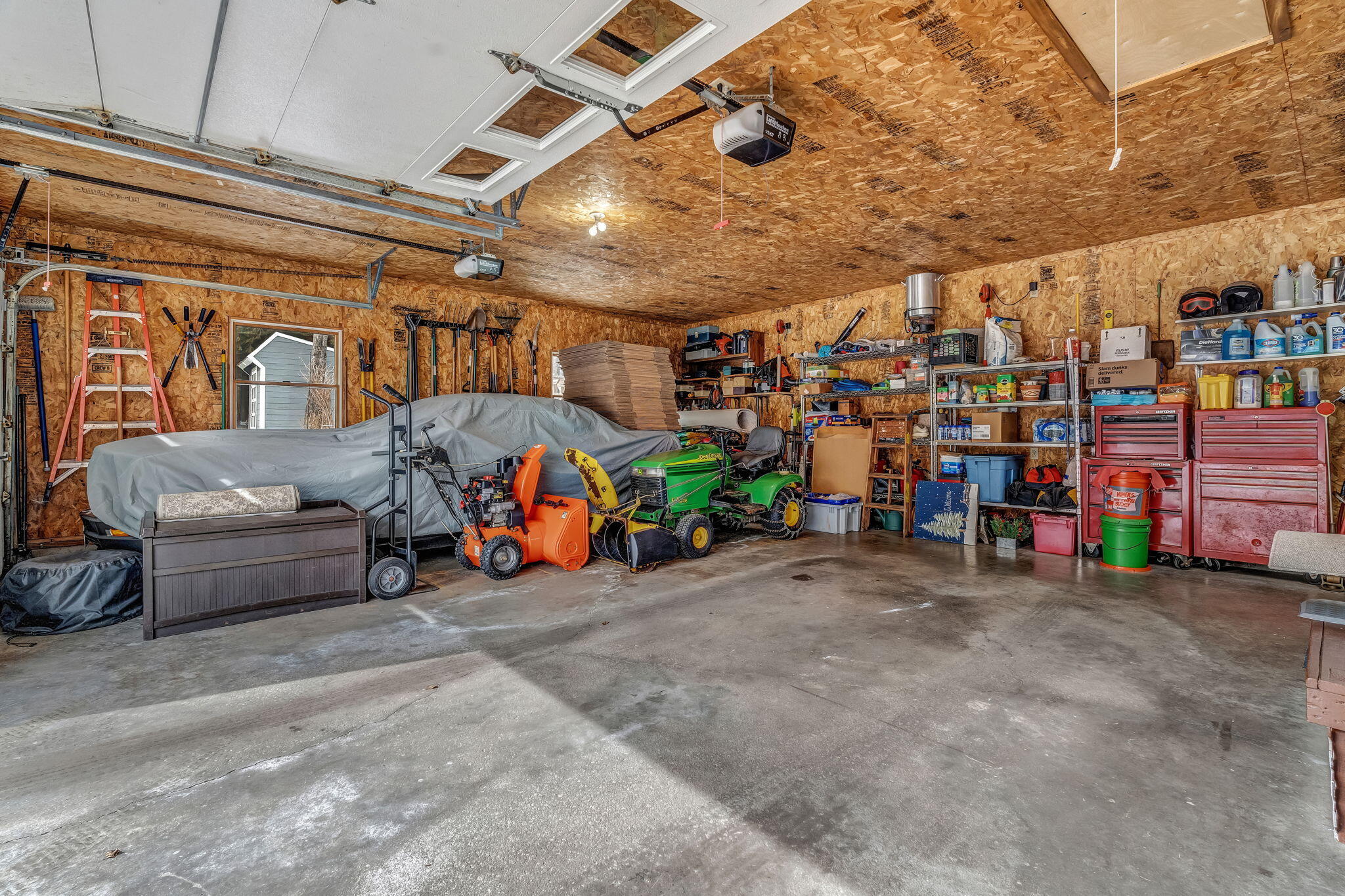 39 Pine Knoll Drive