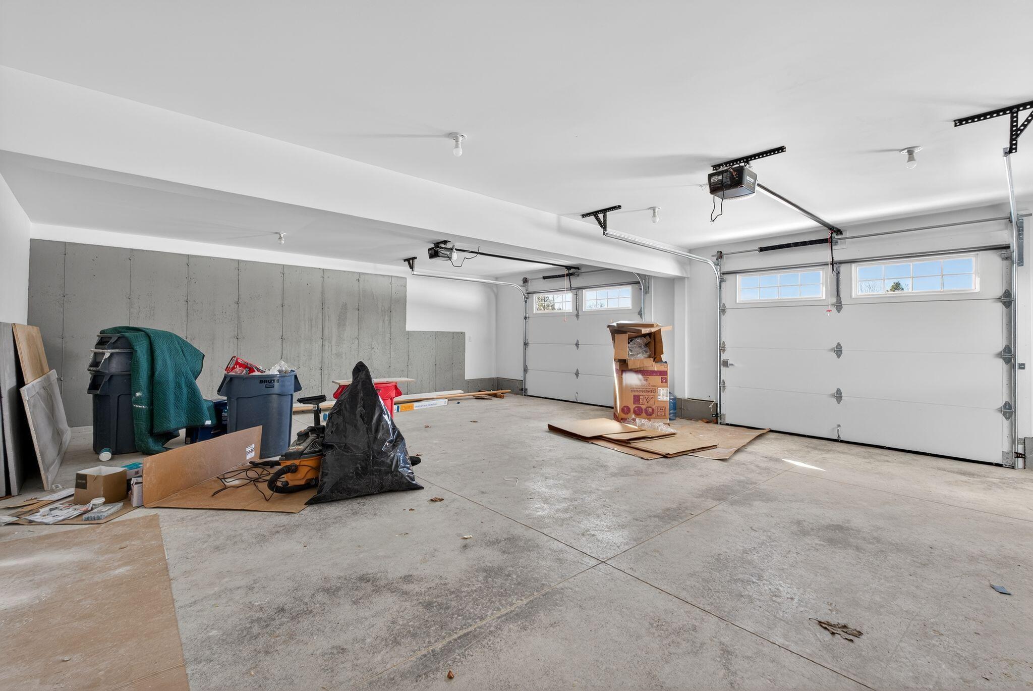 10 Aerie Drive
