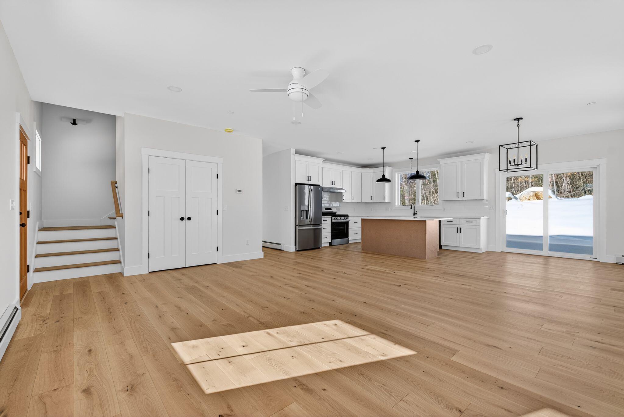 10 Aerie Drive