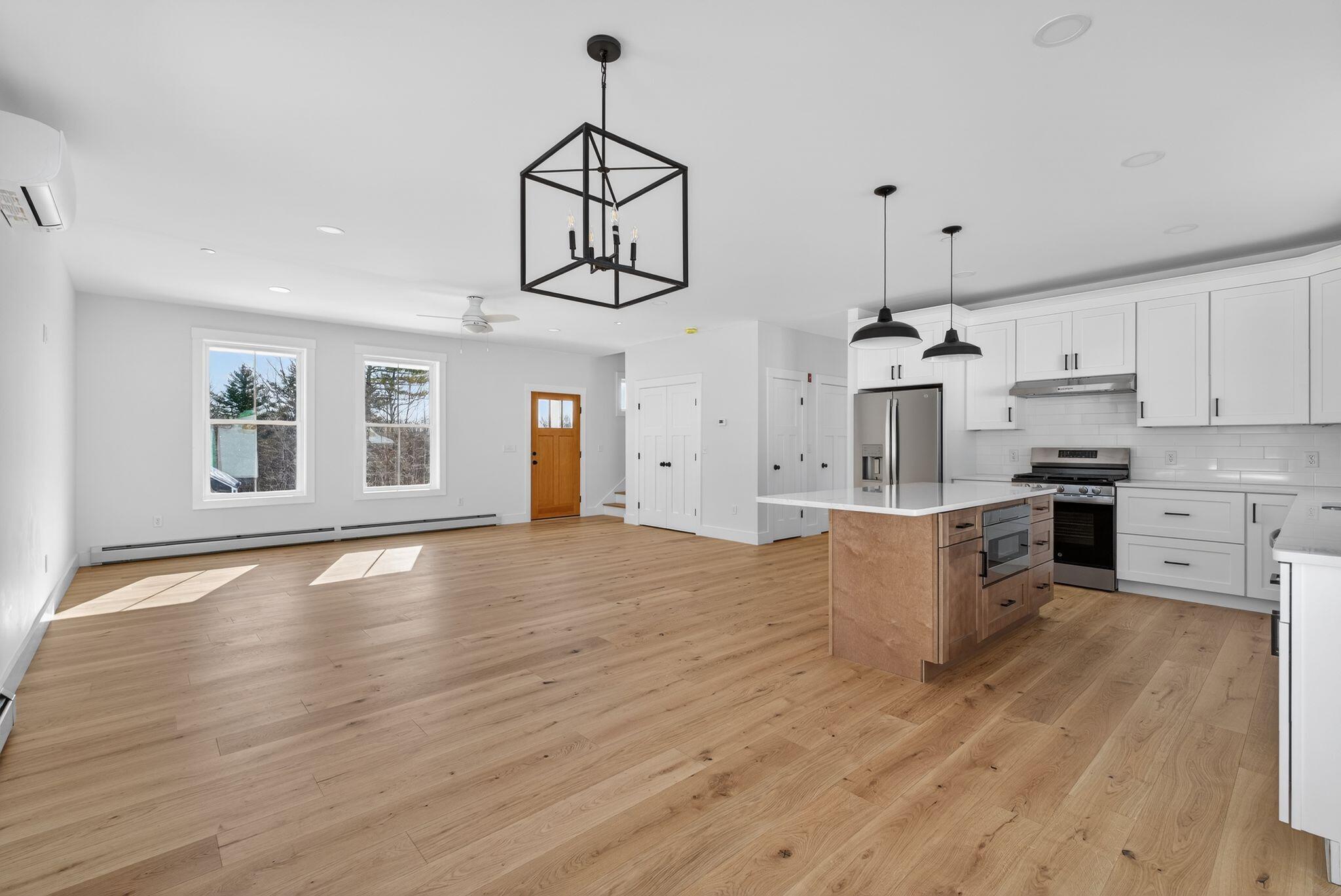 10 Aerie Drive