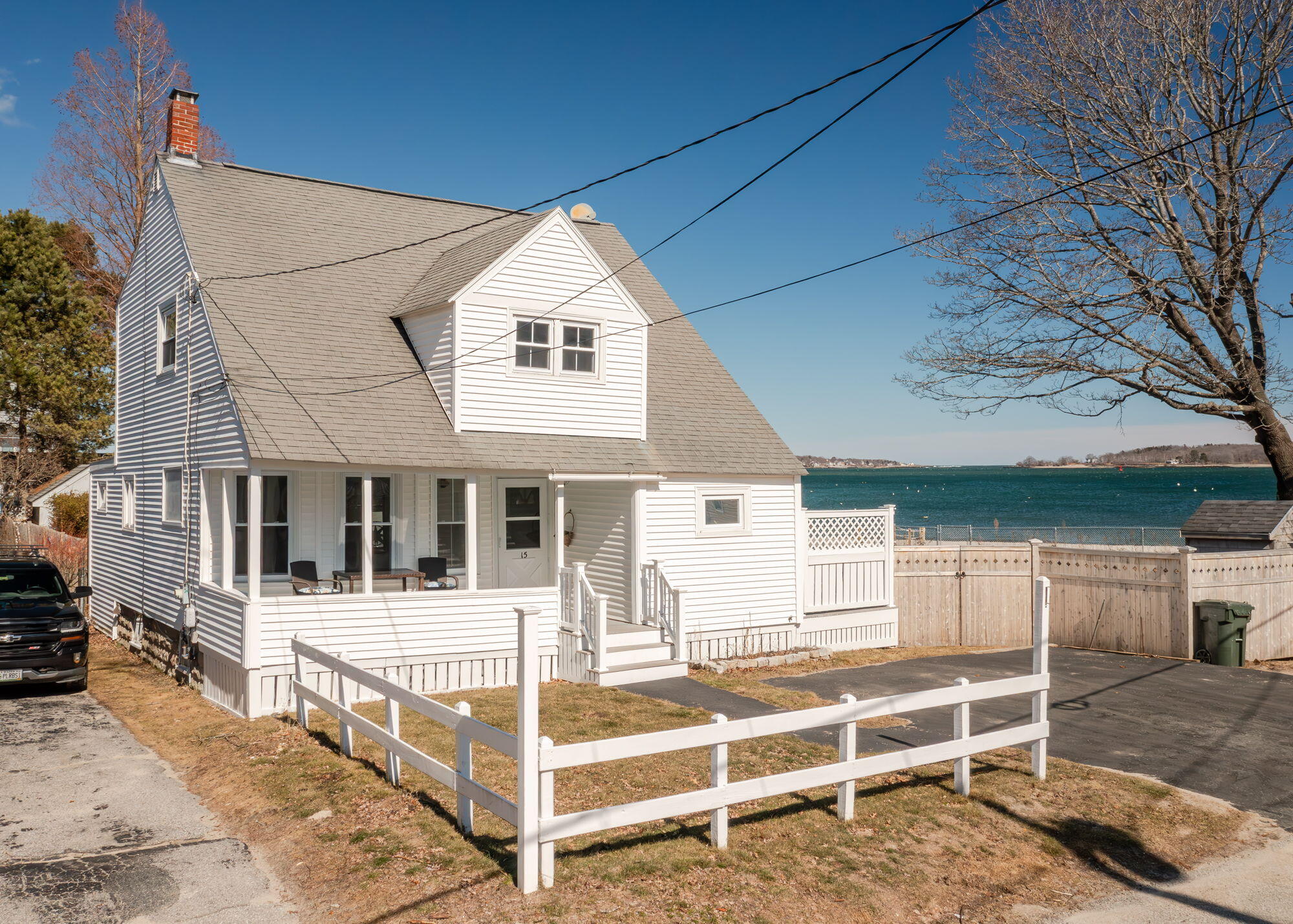 15 Myrtle Avenue