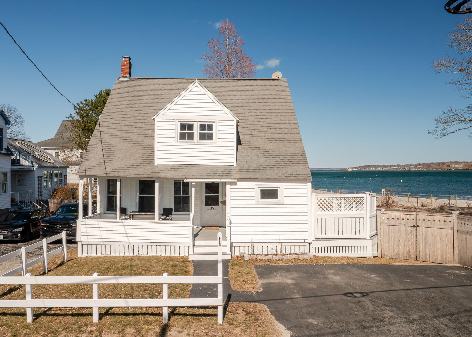 15 Myrtle Avenue