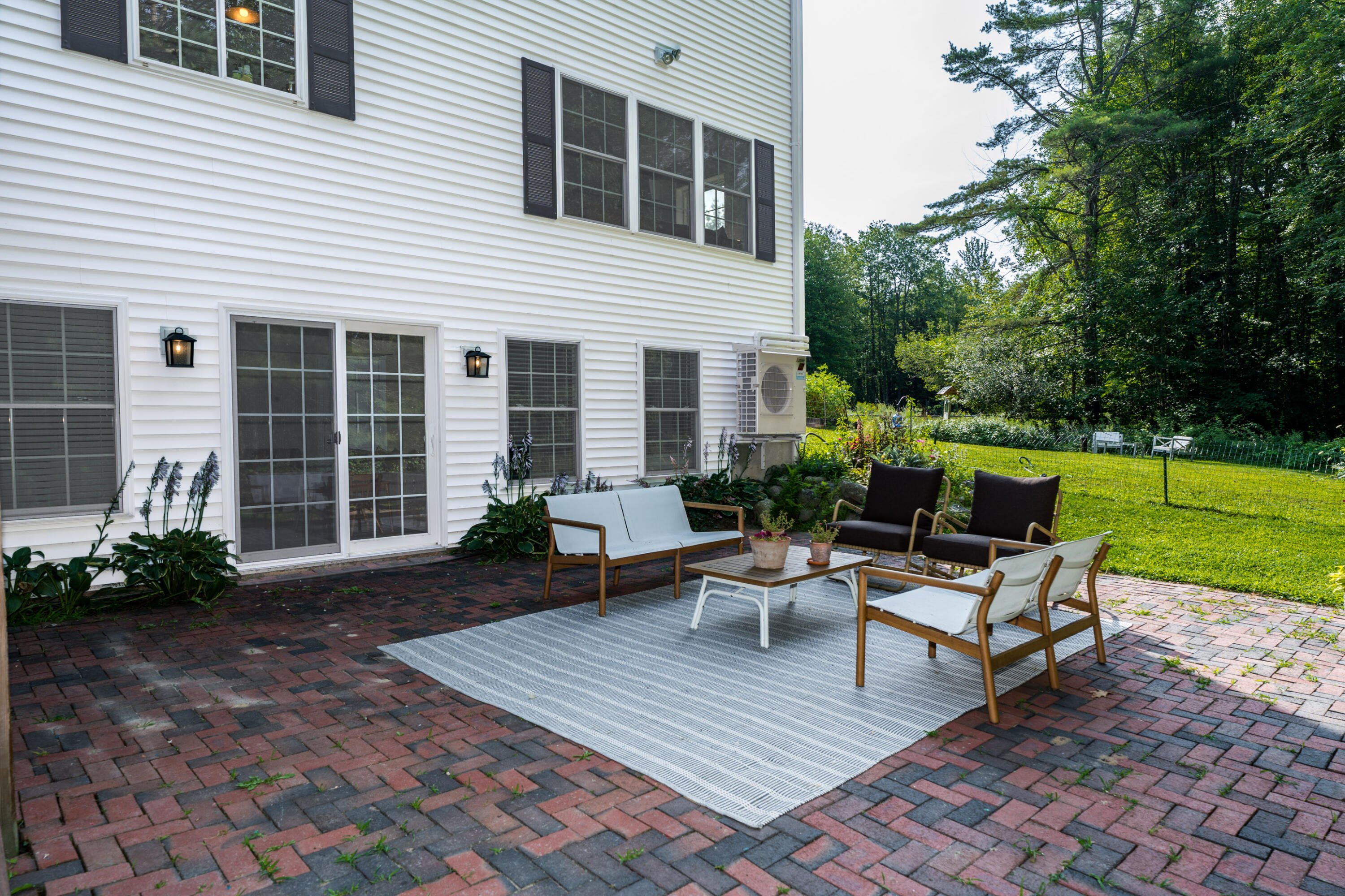 20 Babbidge Road