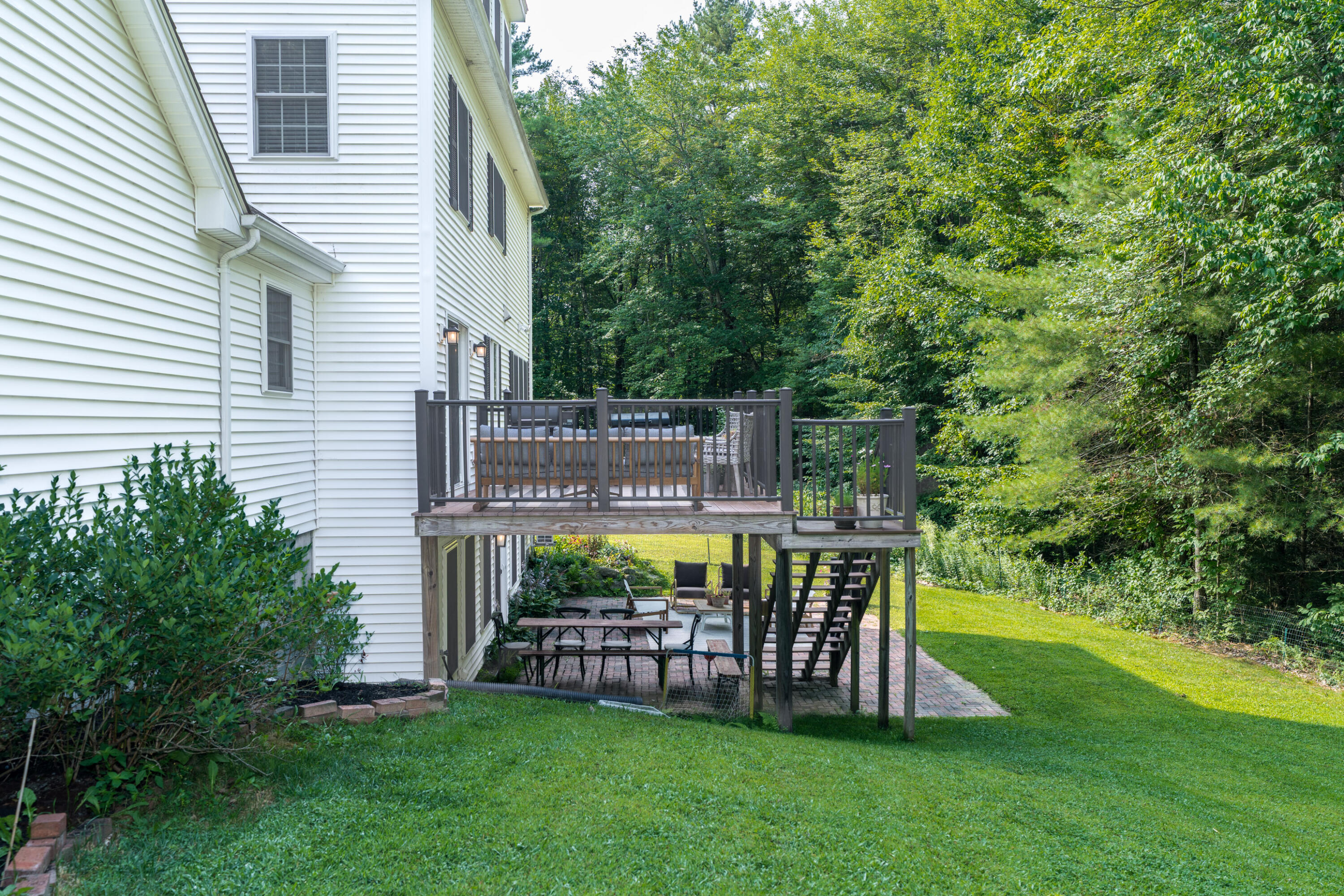20 Babbidge Road