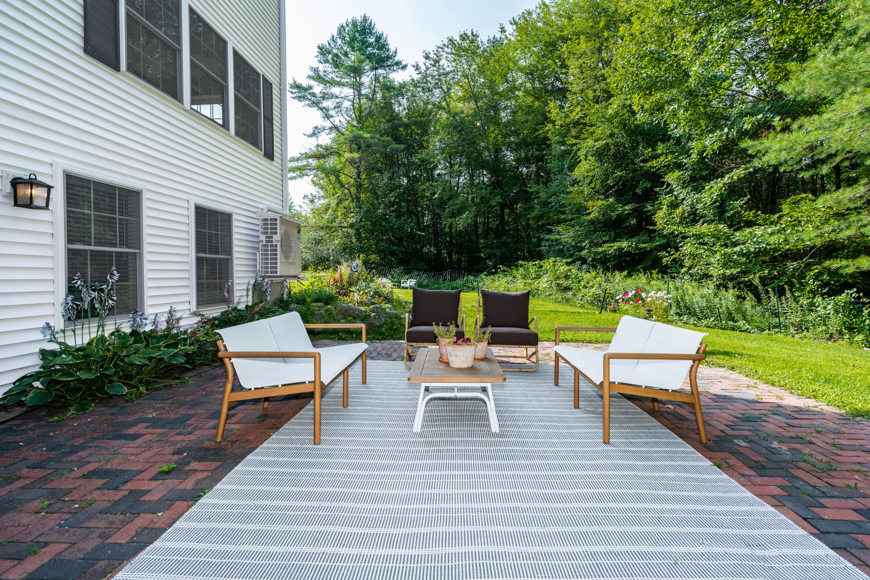 20 Babbidge Road