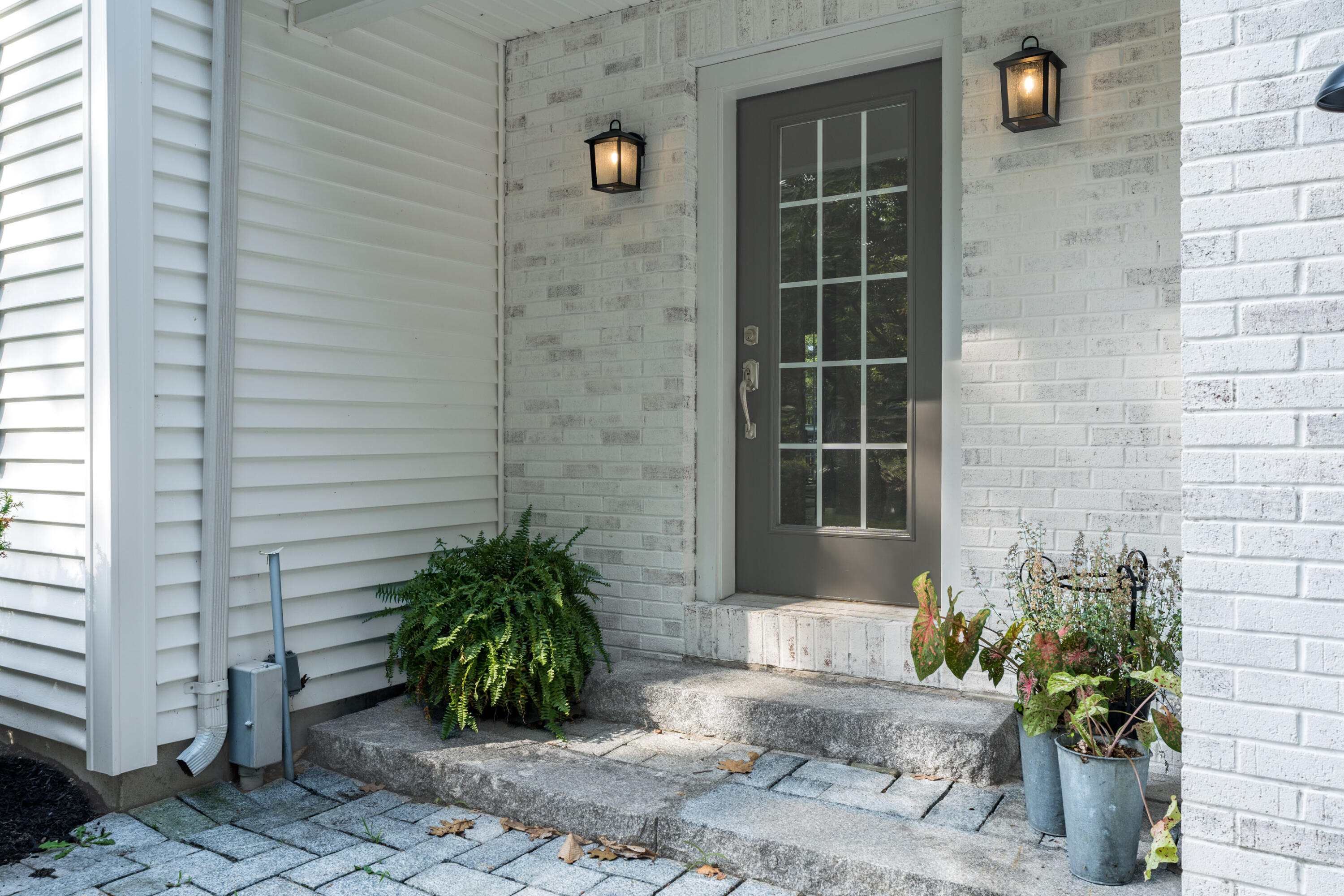 20 Babbidge Road