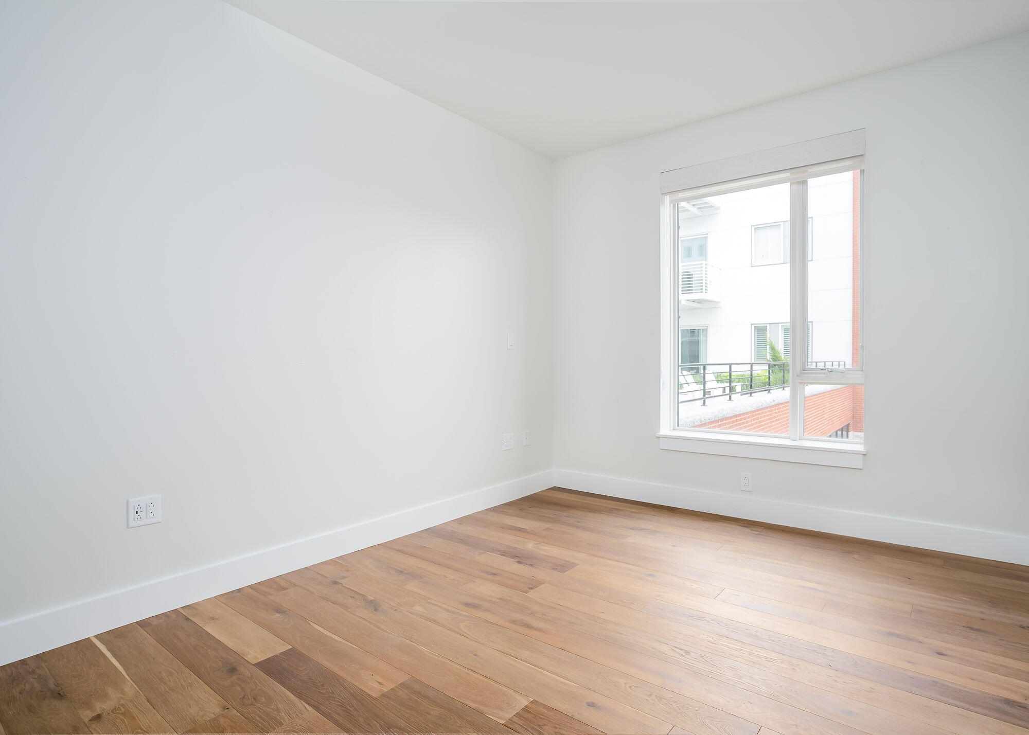 387 Commercial Street 322