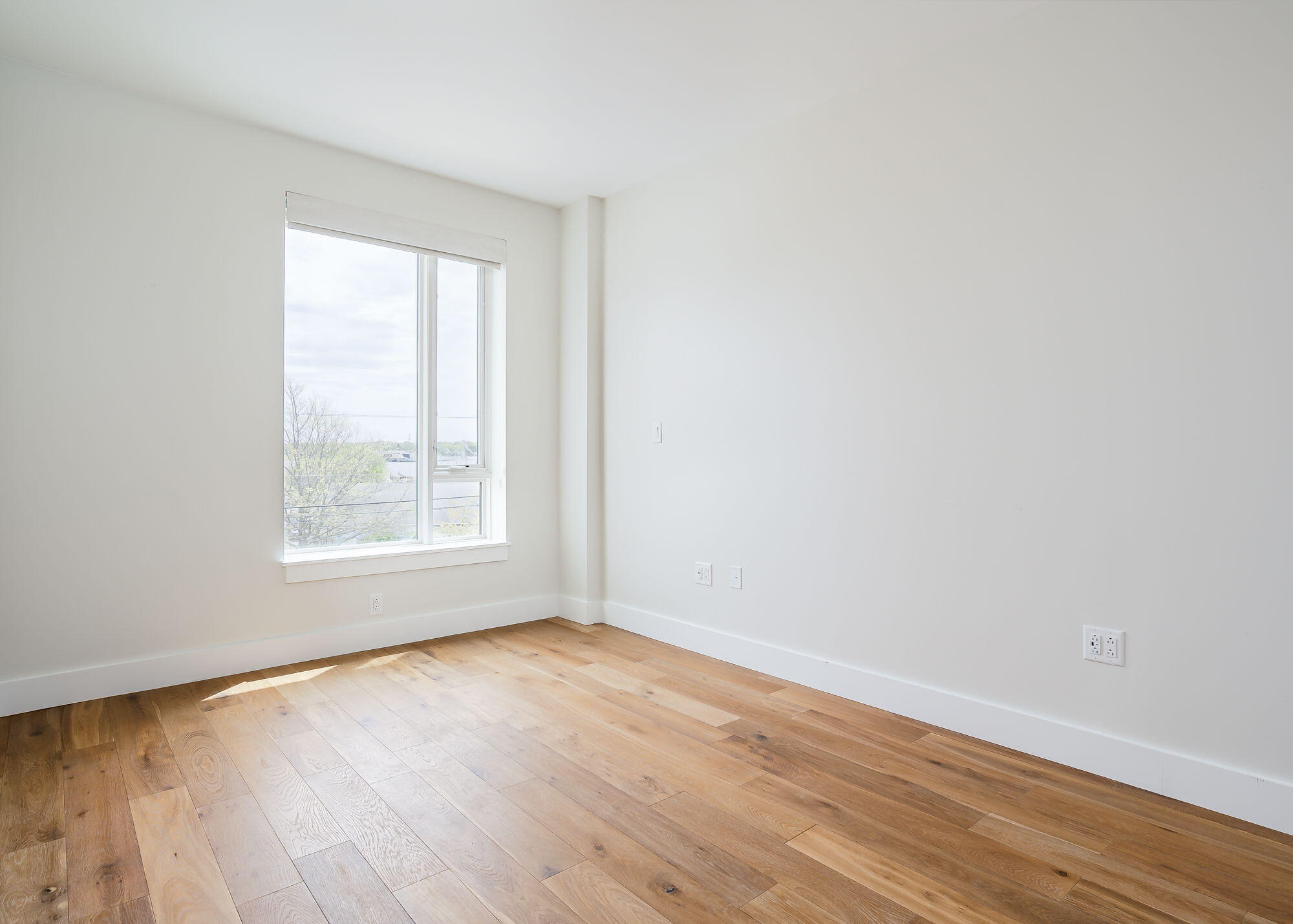 387 Commercial Street 322