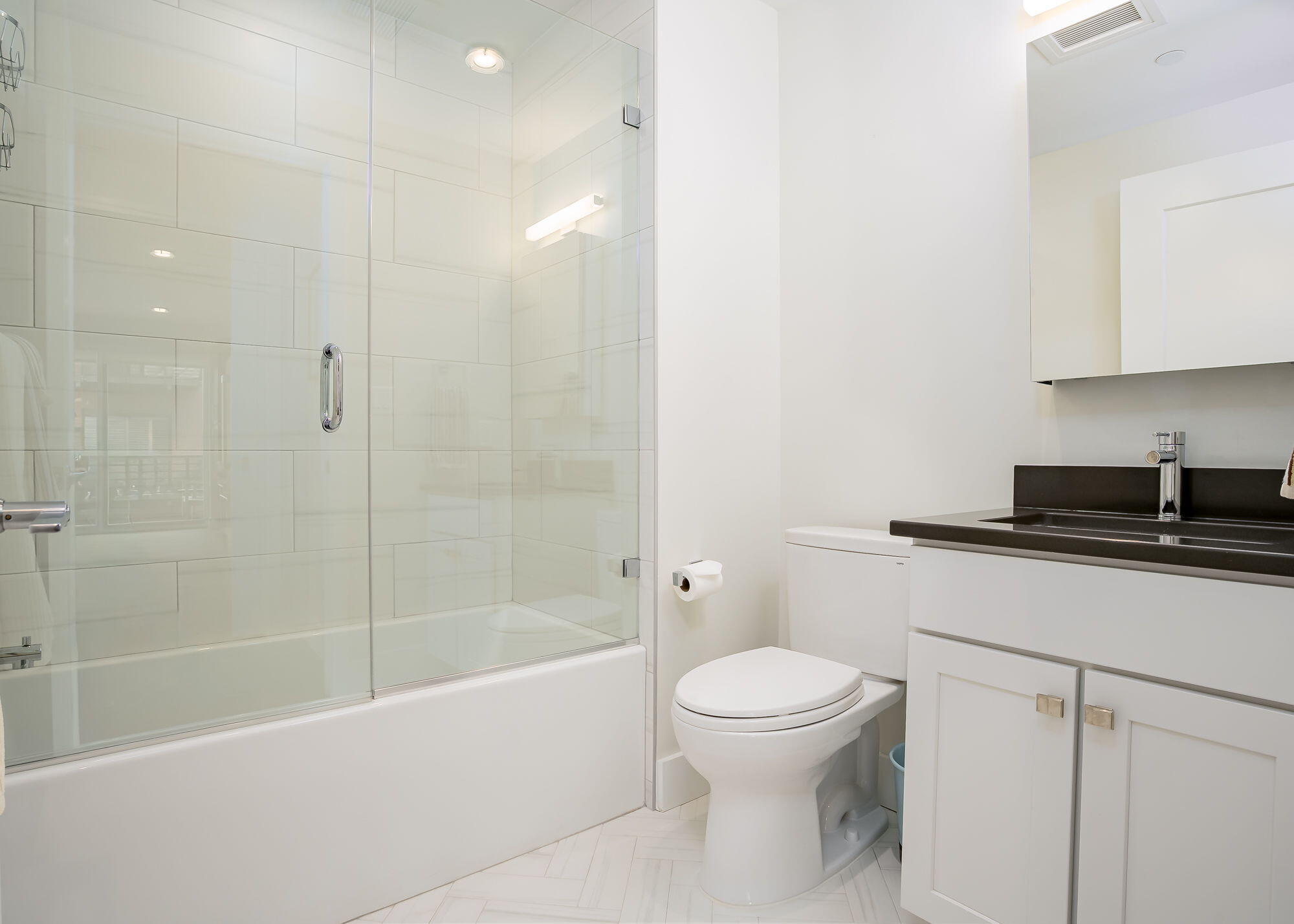 387 Commercial Street 322