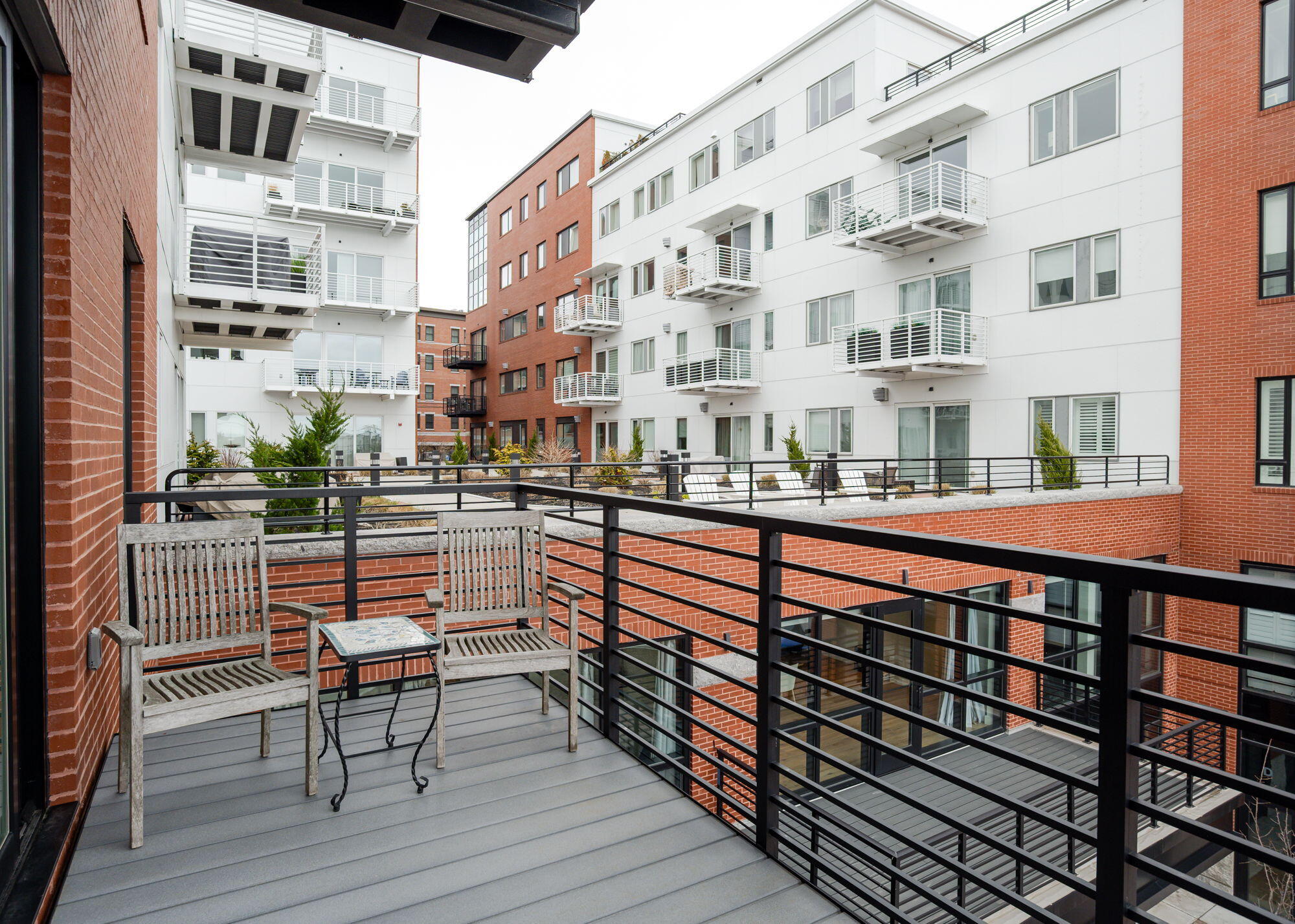 387 Commercial Street 322