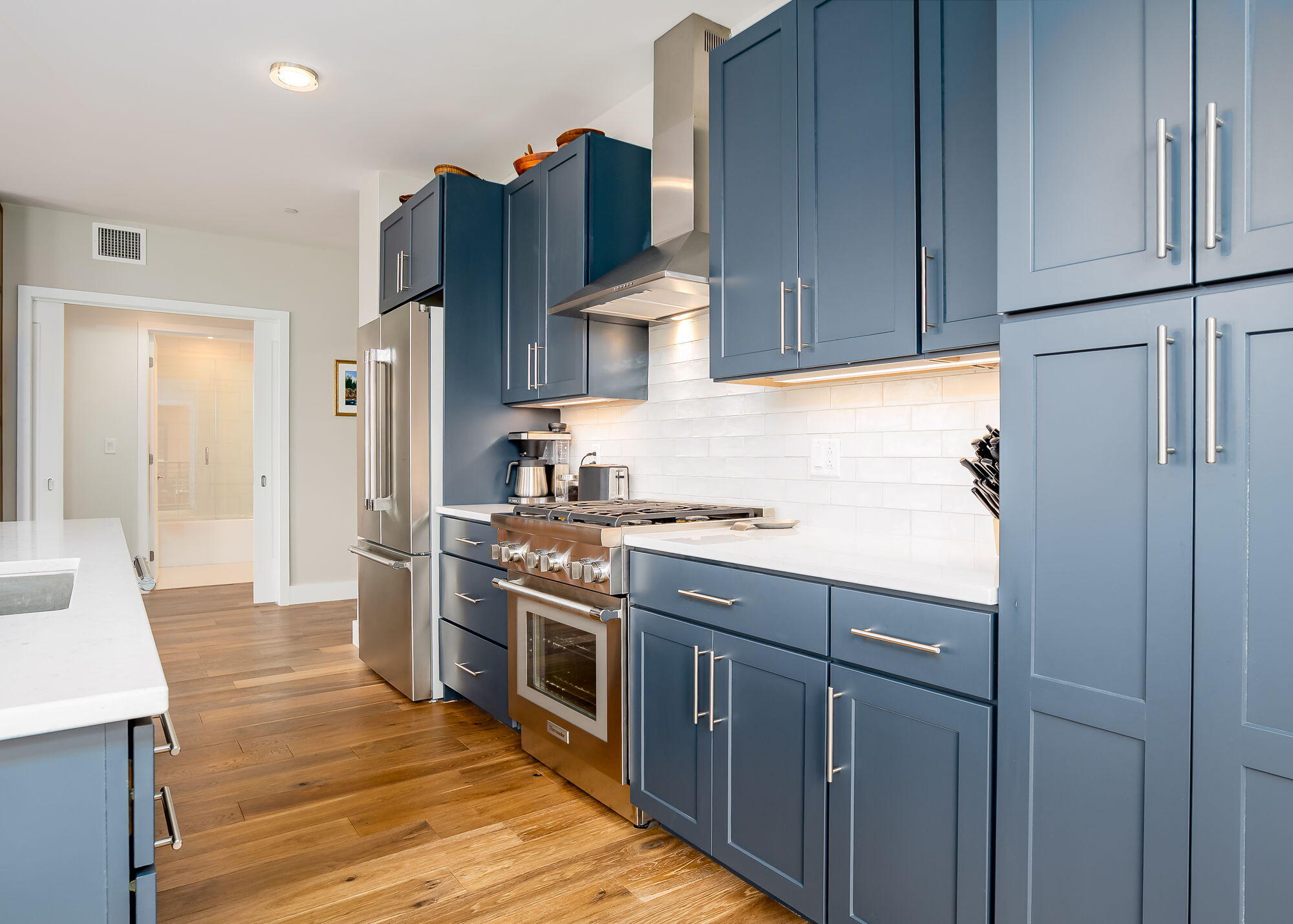 387 Commercial Street 322