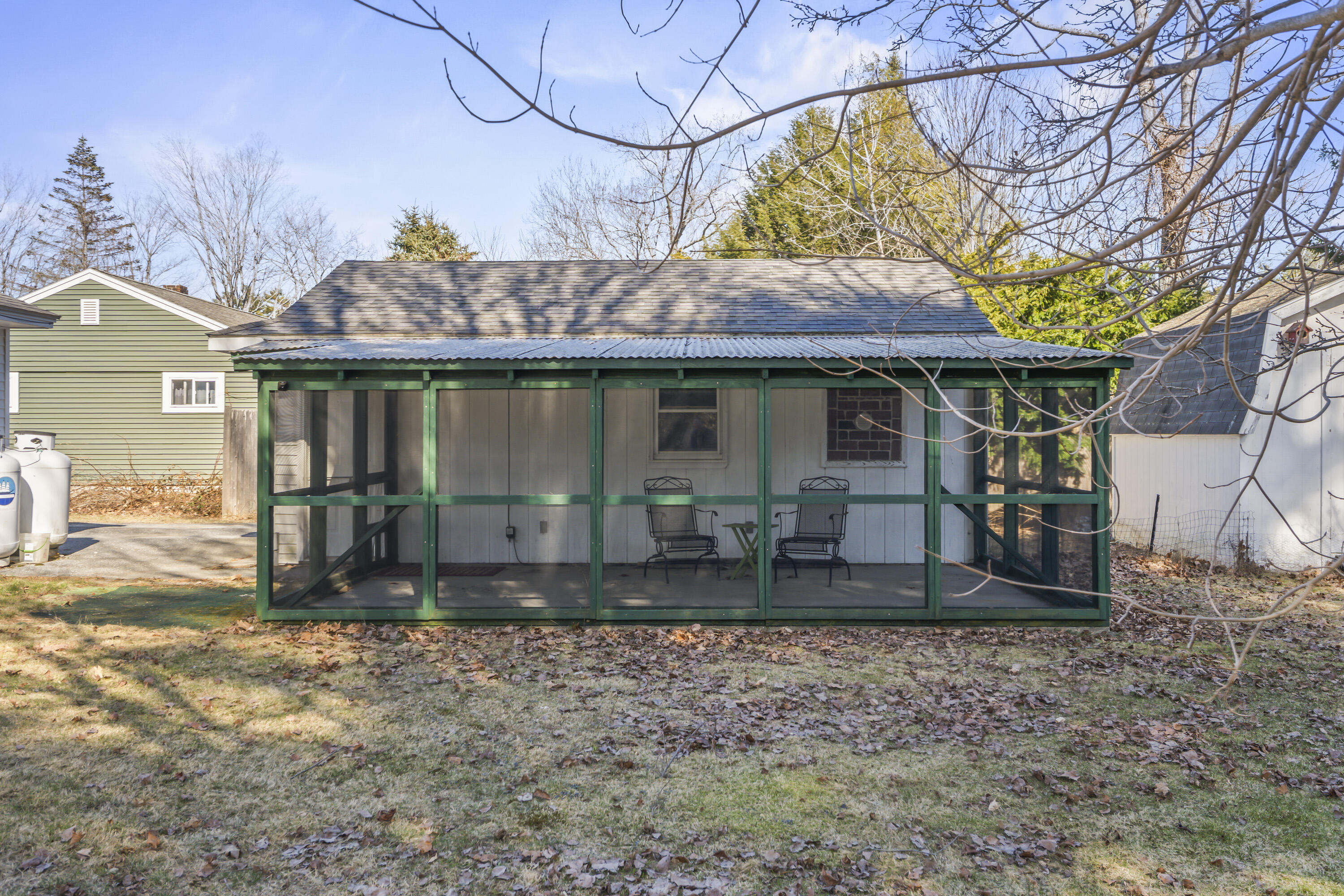 43 Hennessey Avenue