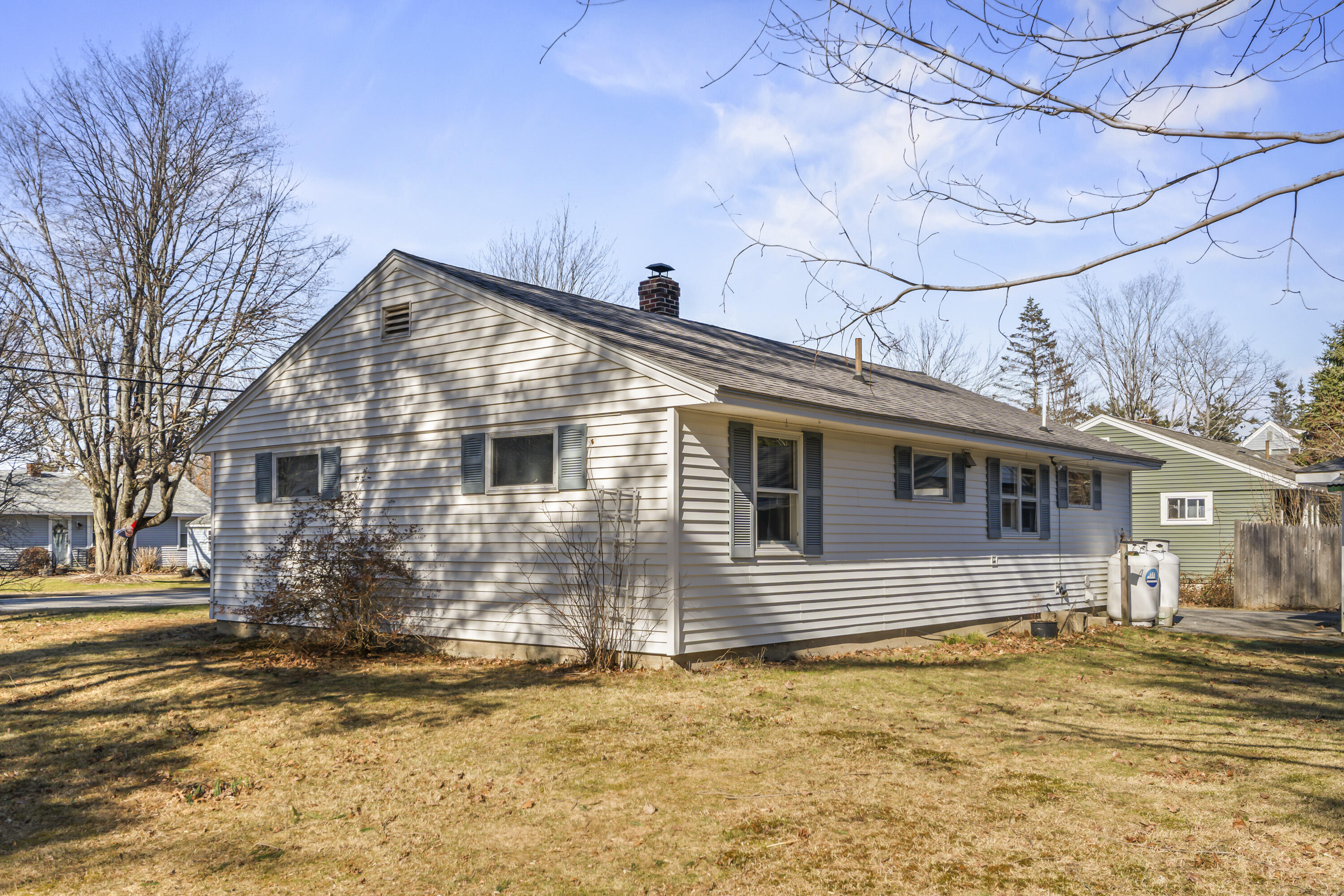 43 Hennessey Avenue
