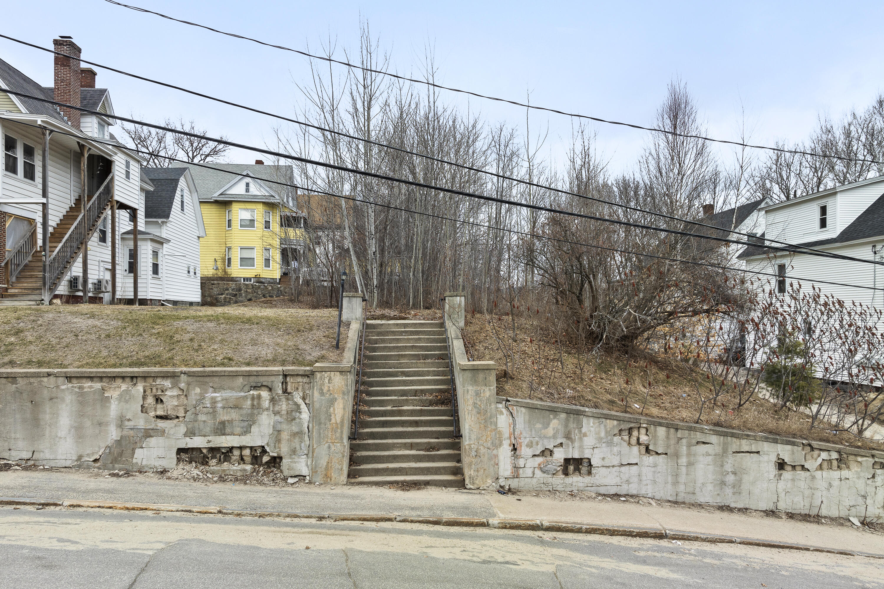 76 Maine Avenue