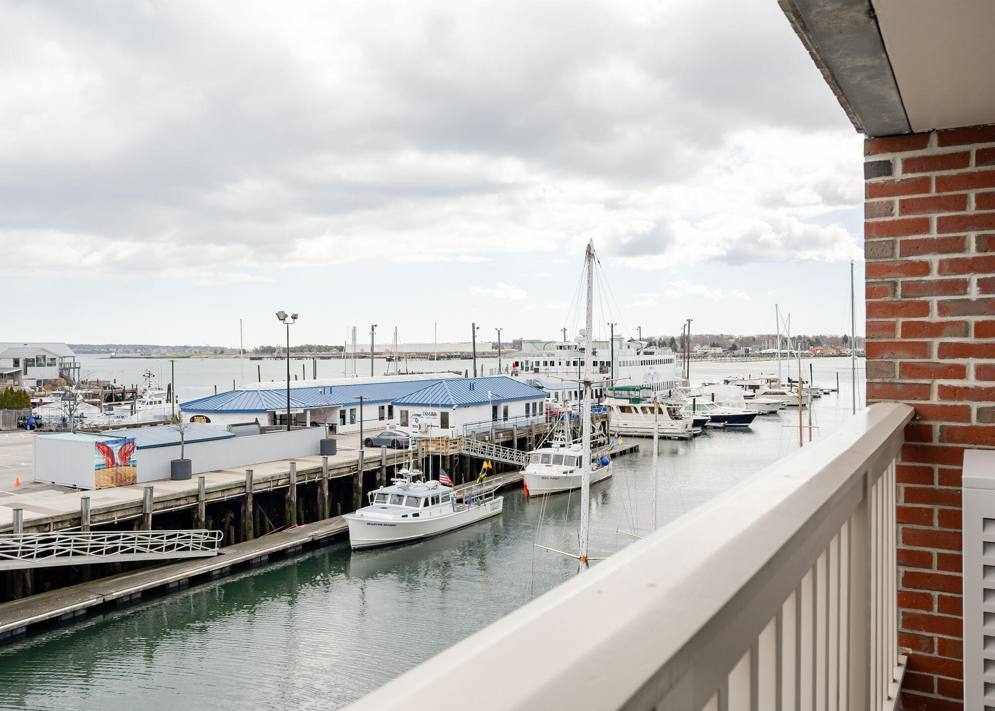 711 Chandlers Wharf 711