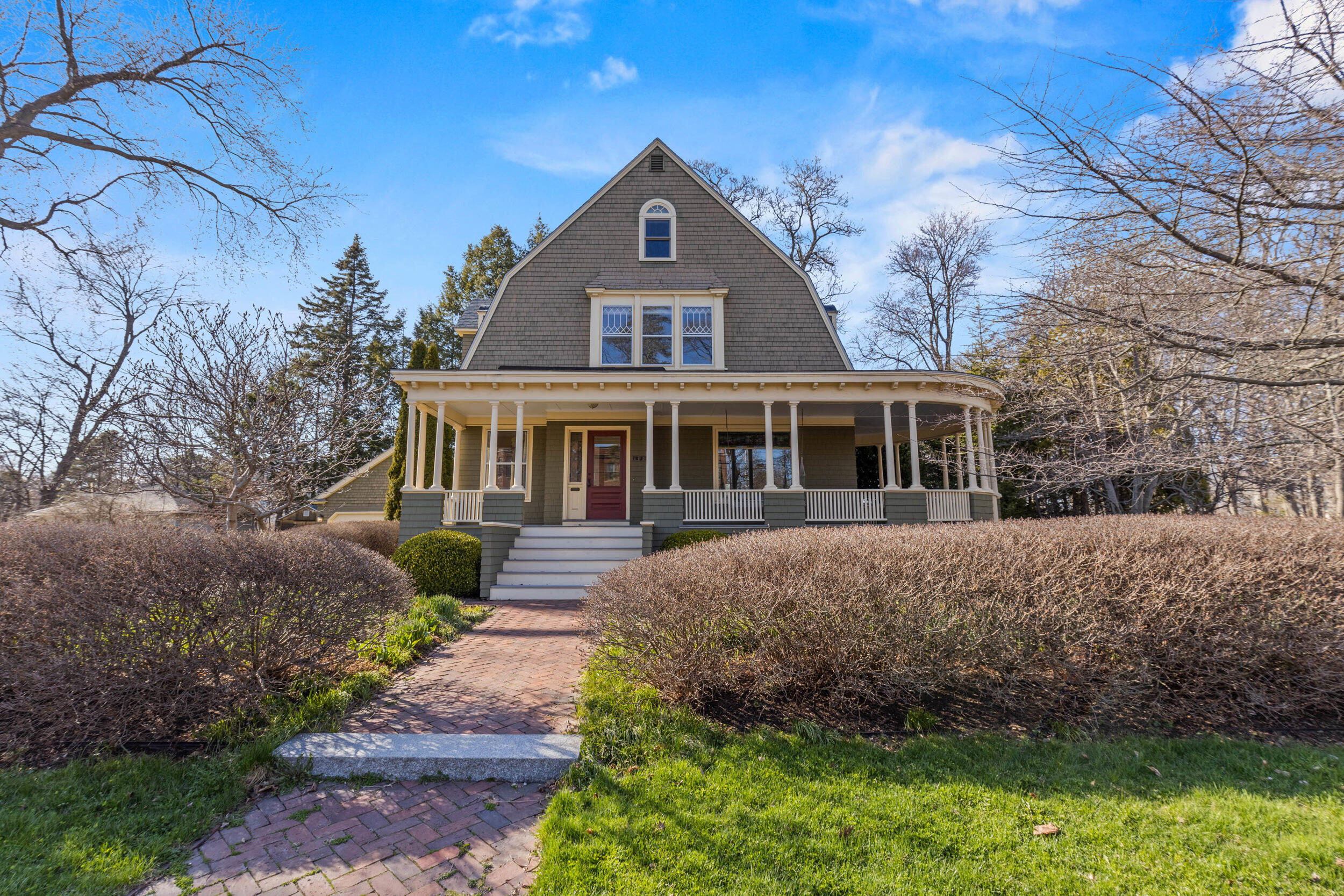 105 Noyes Street