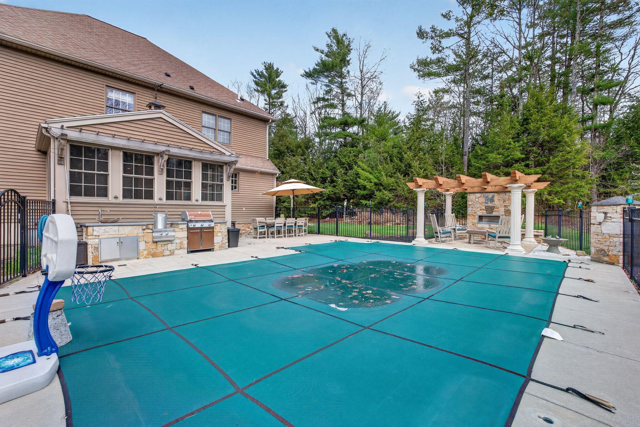19 Woodfield Drive