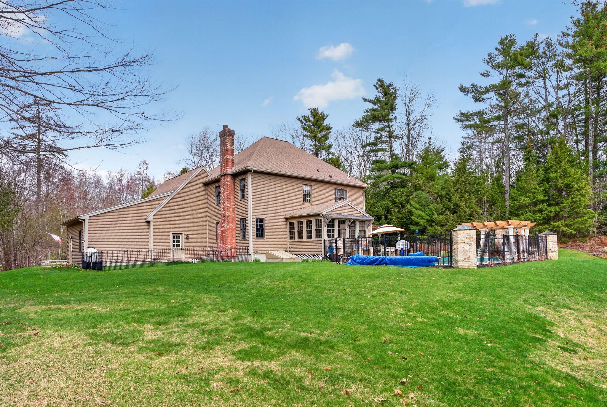 19 Woodfield Drive