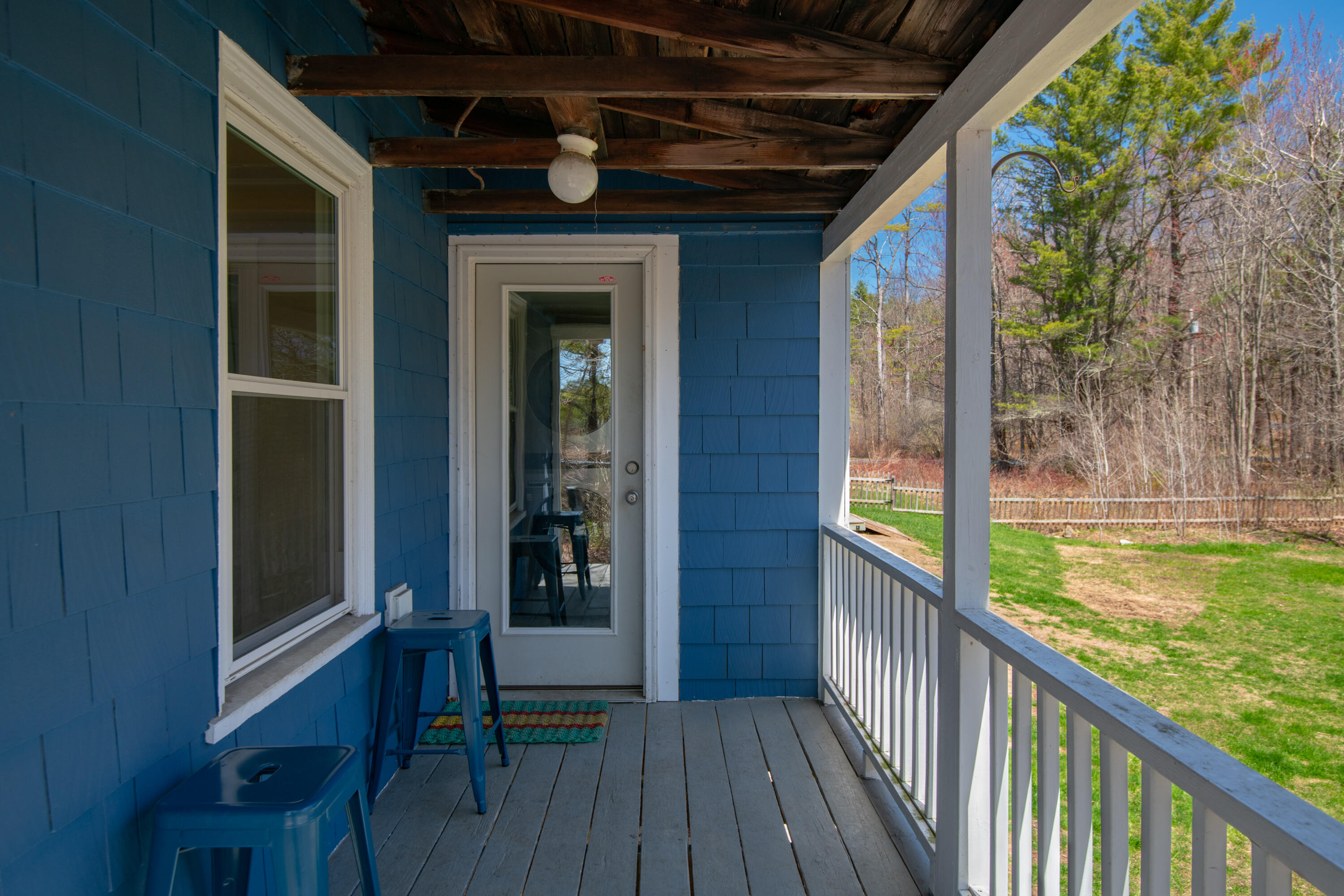 275 Middle Road