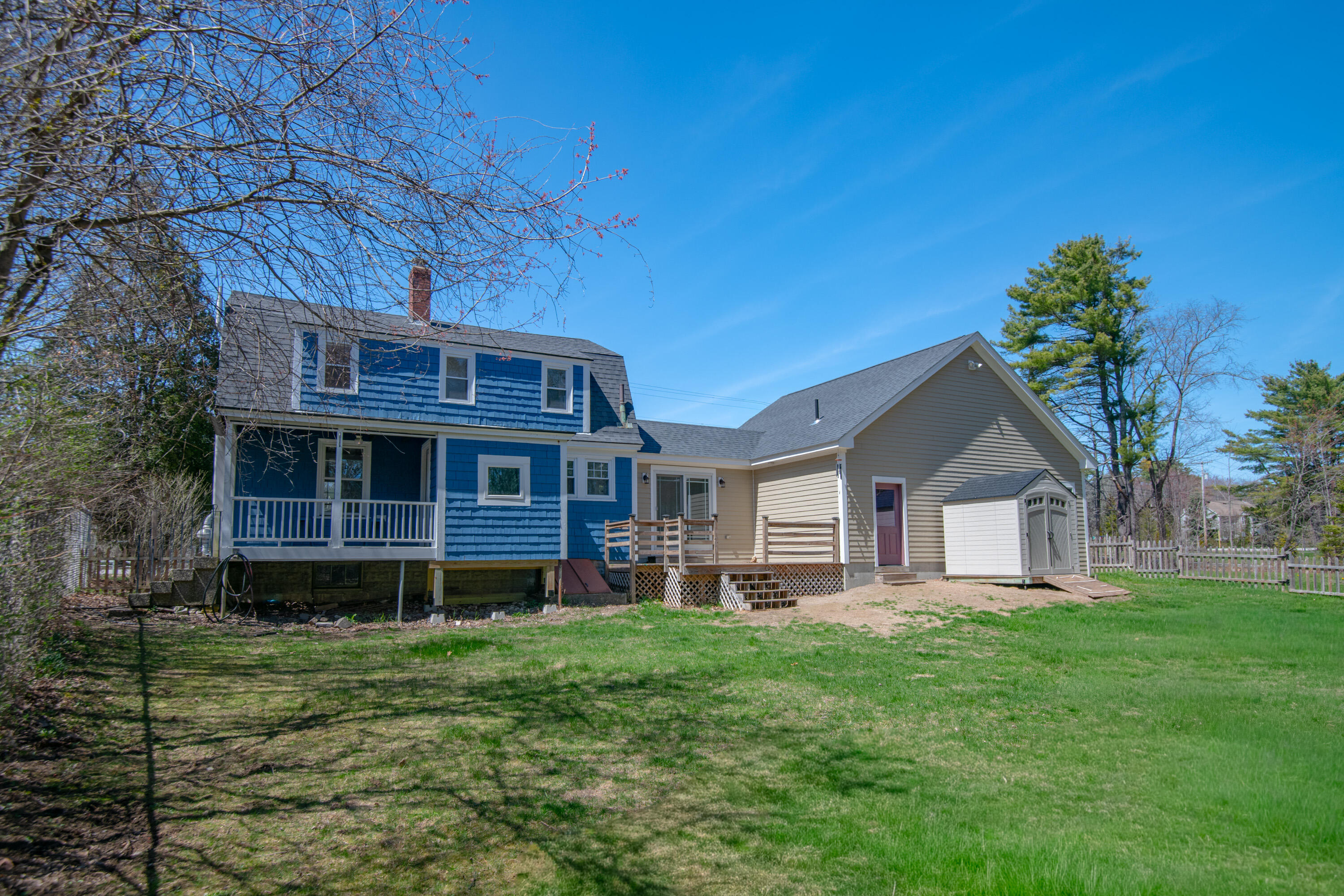 275 Middle Road