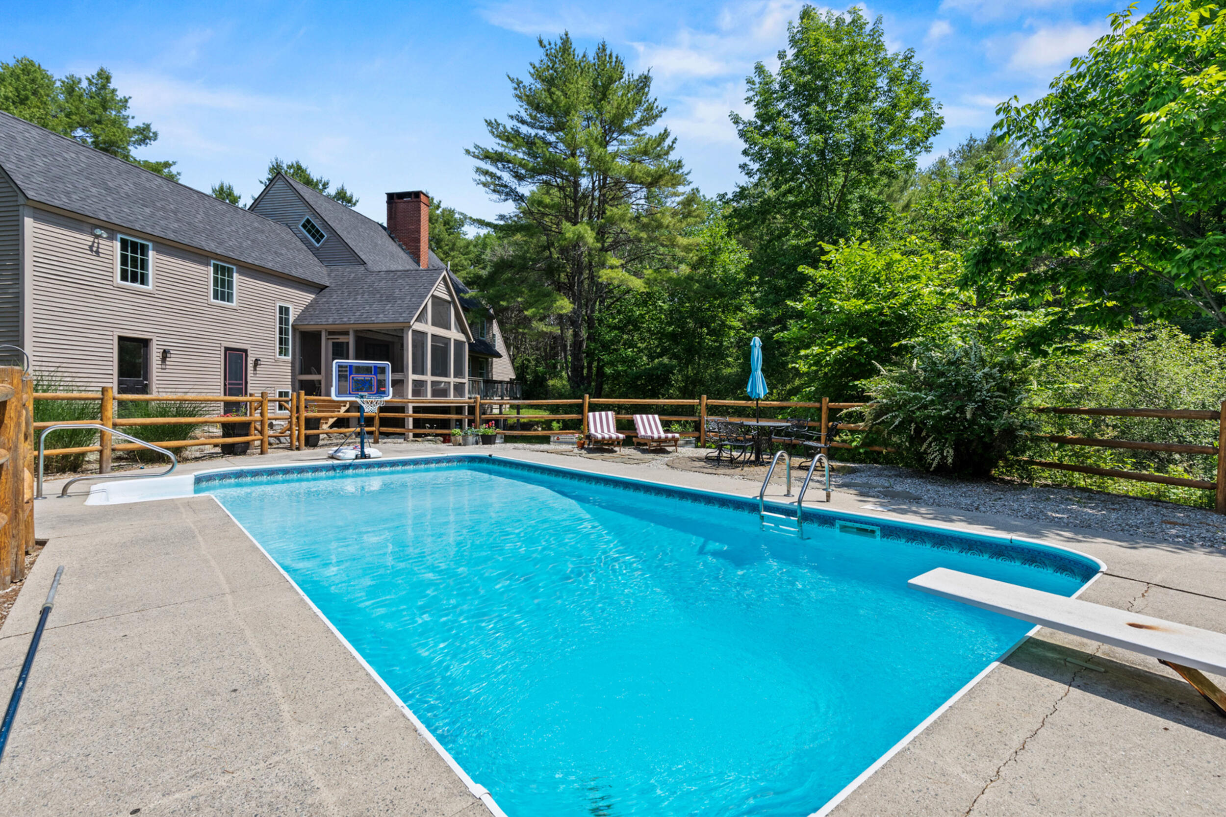 531 Ledge Road