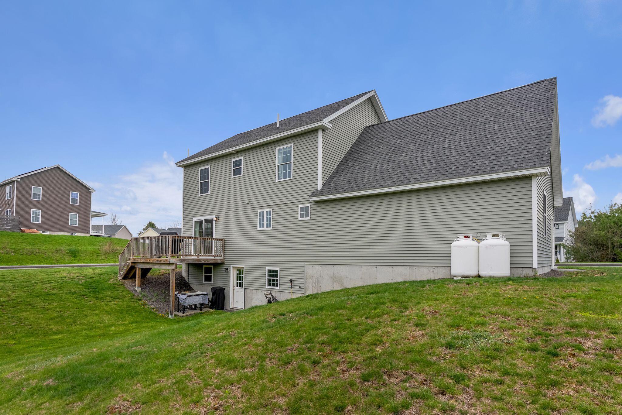 26 Stillwater Drive 34
