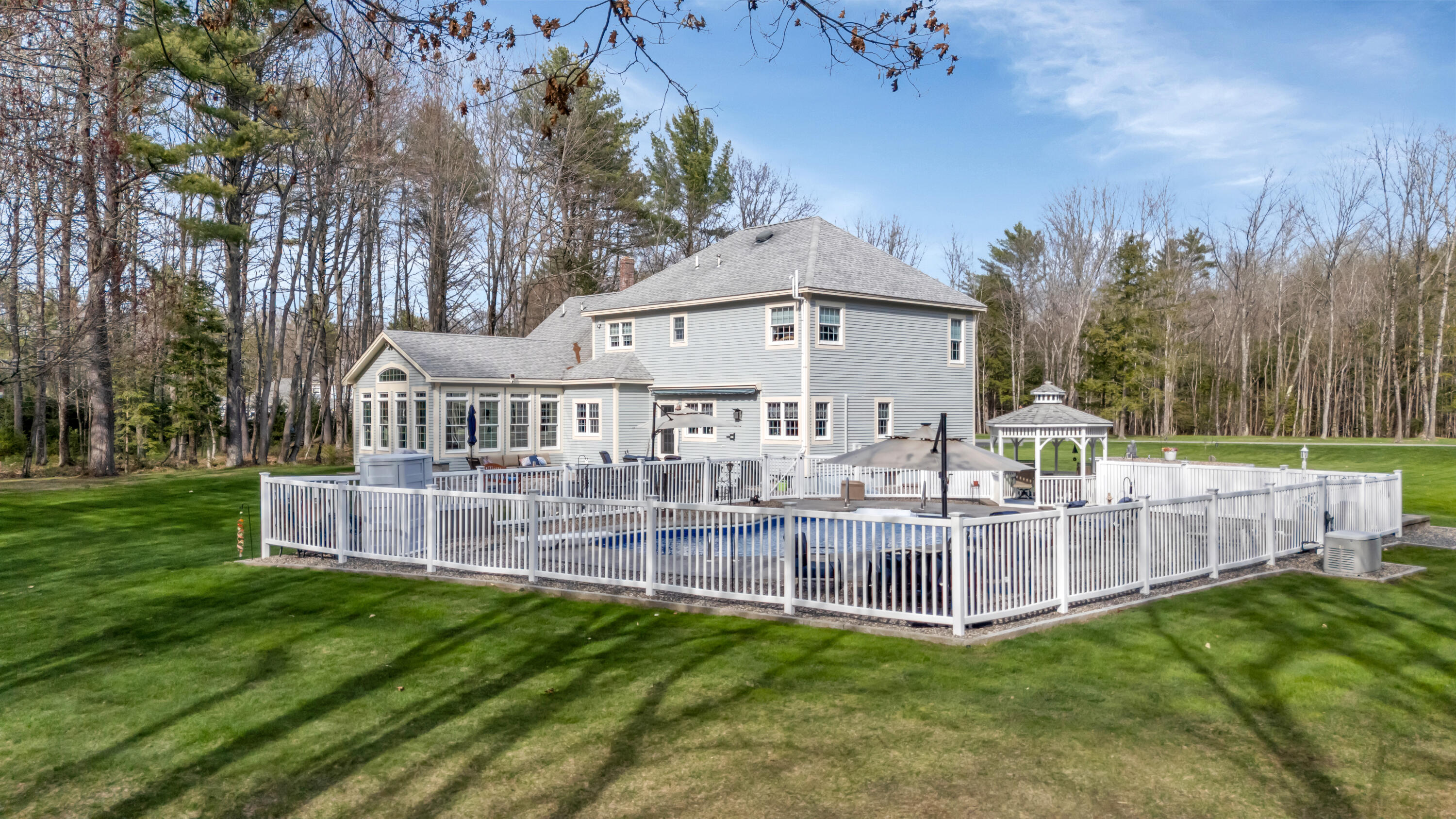 16 Caldwell Circle