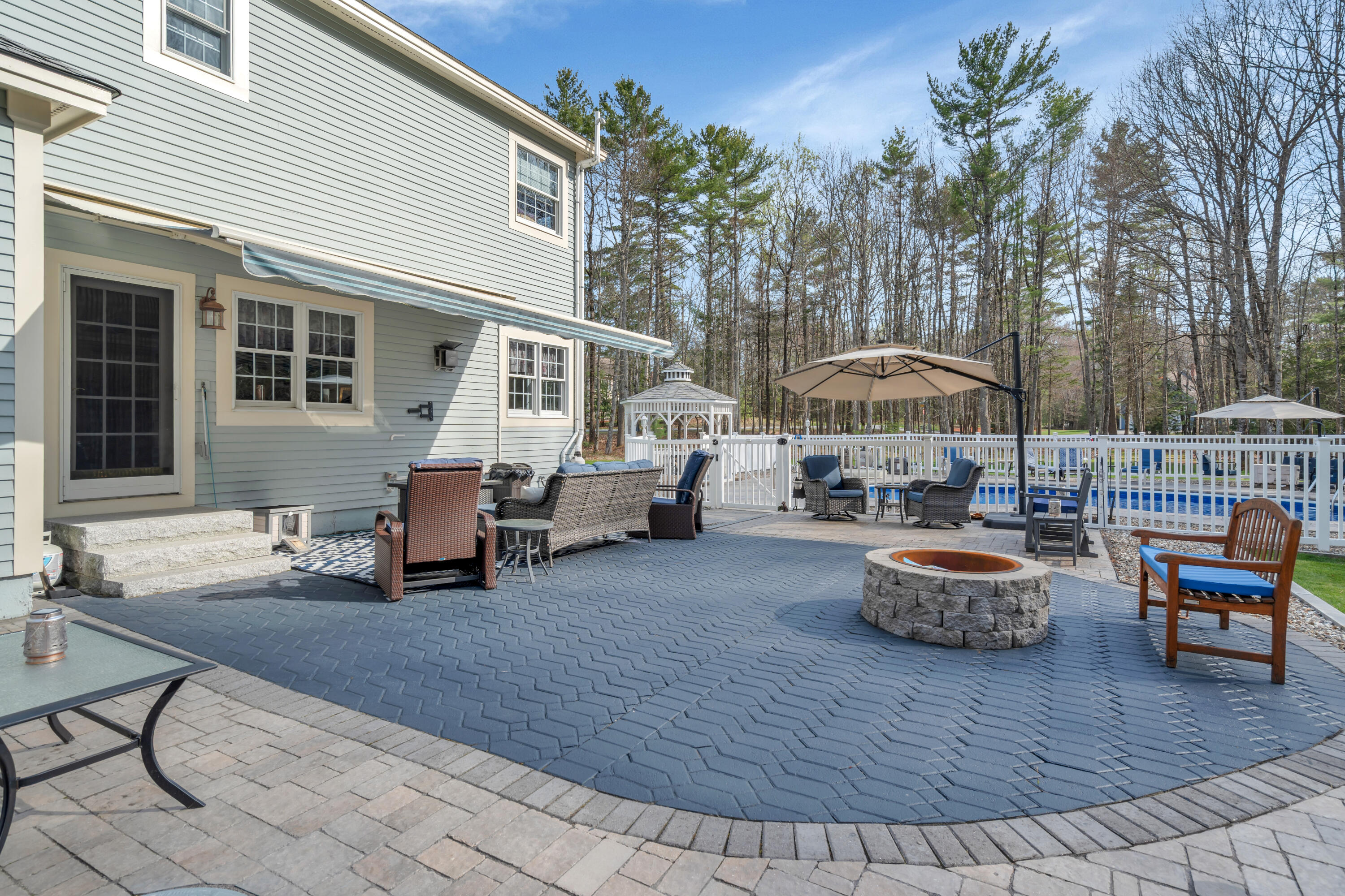 16 Caldwell Circle