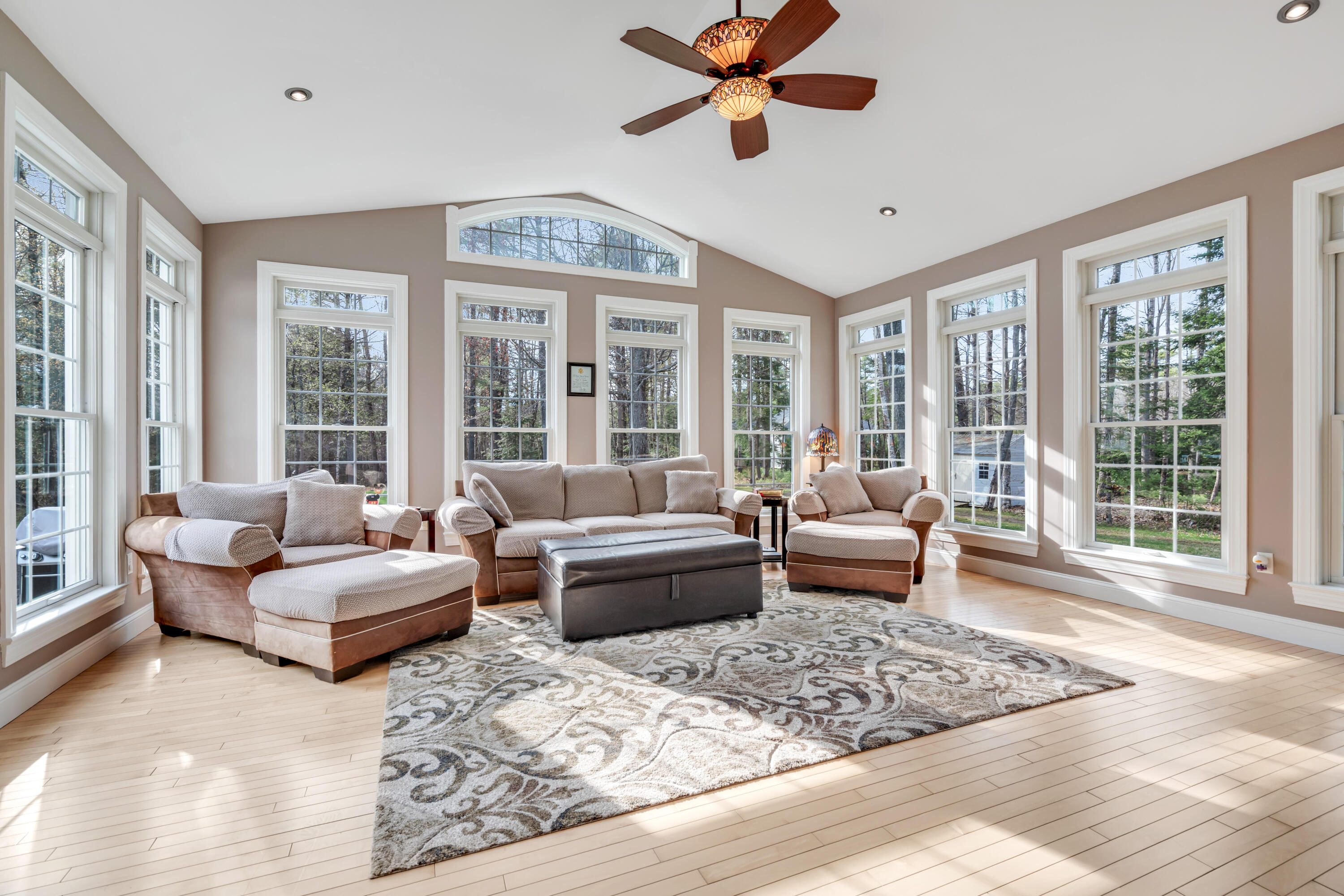 16 Caldwell Circle