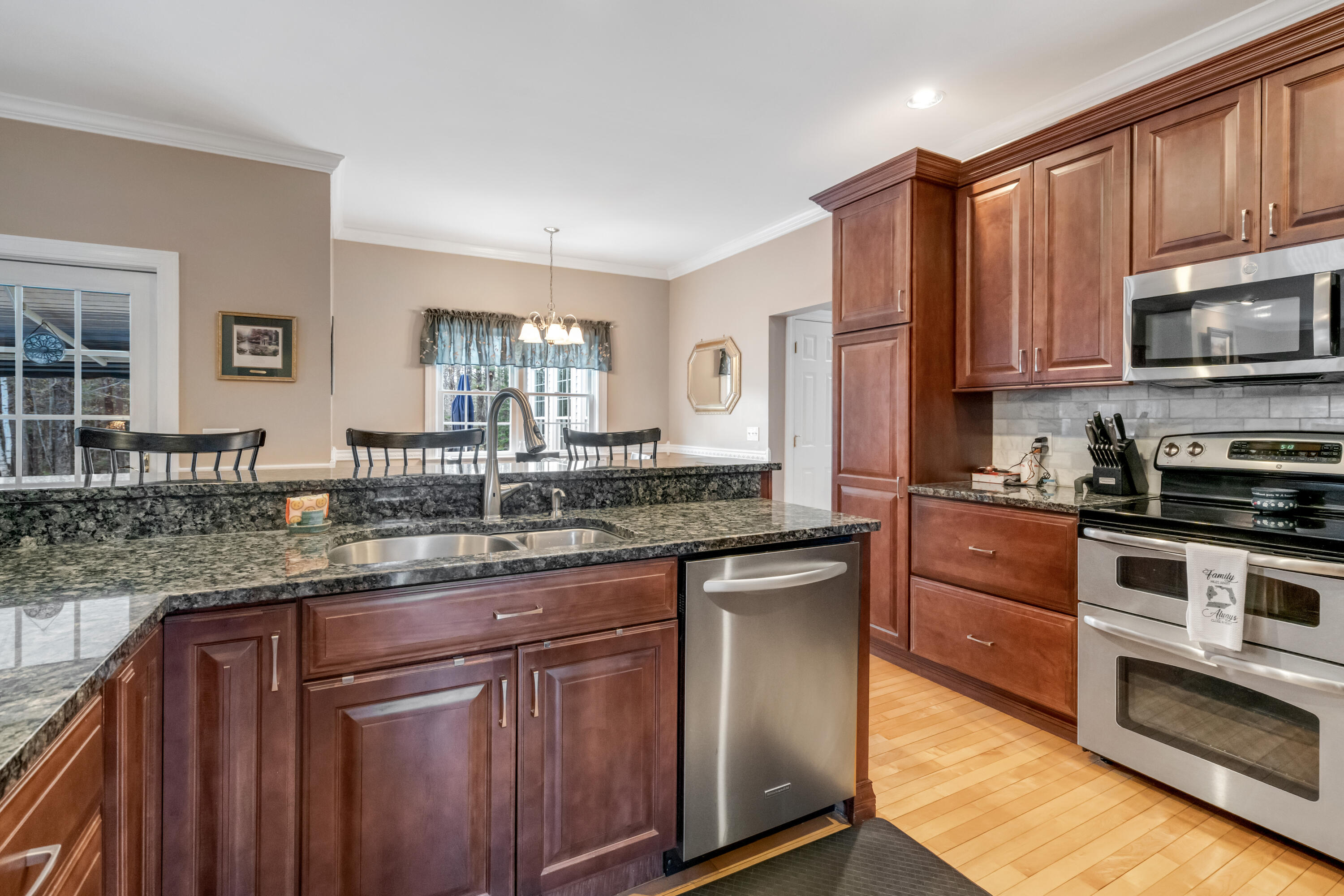 16 Caldwell Circle