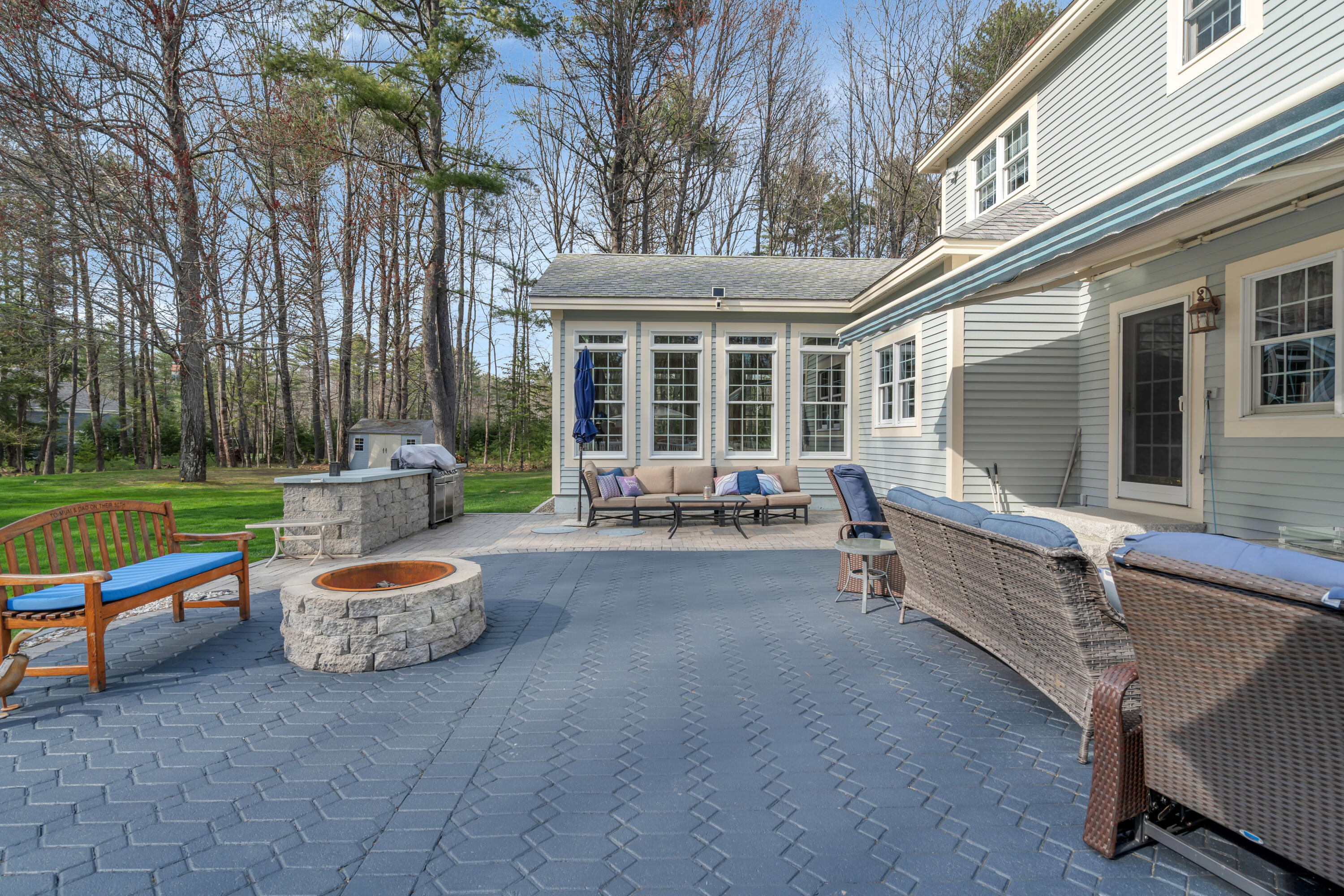 16 Caldwell Circle