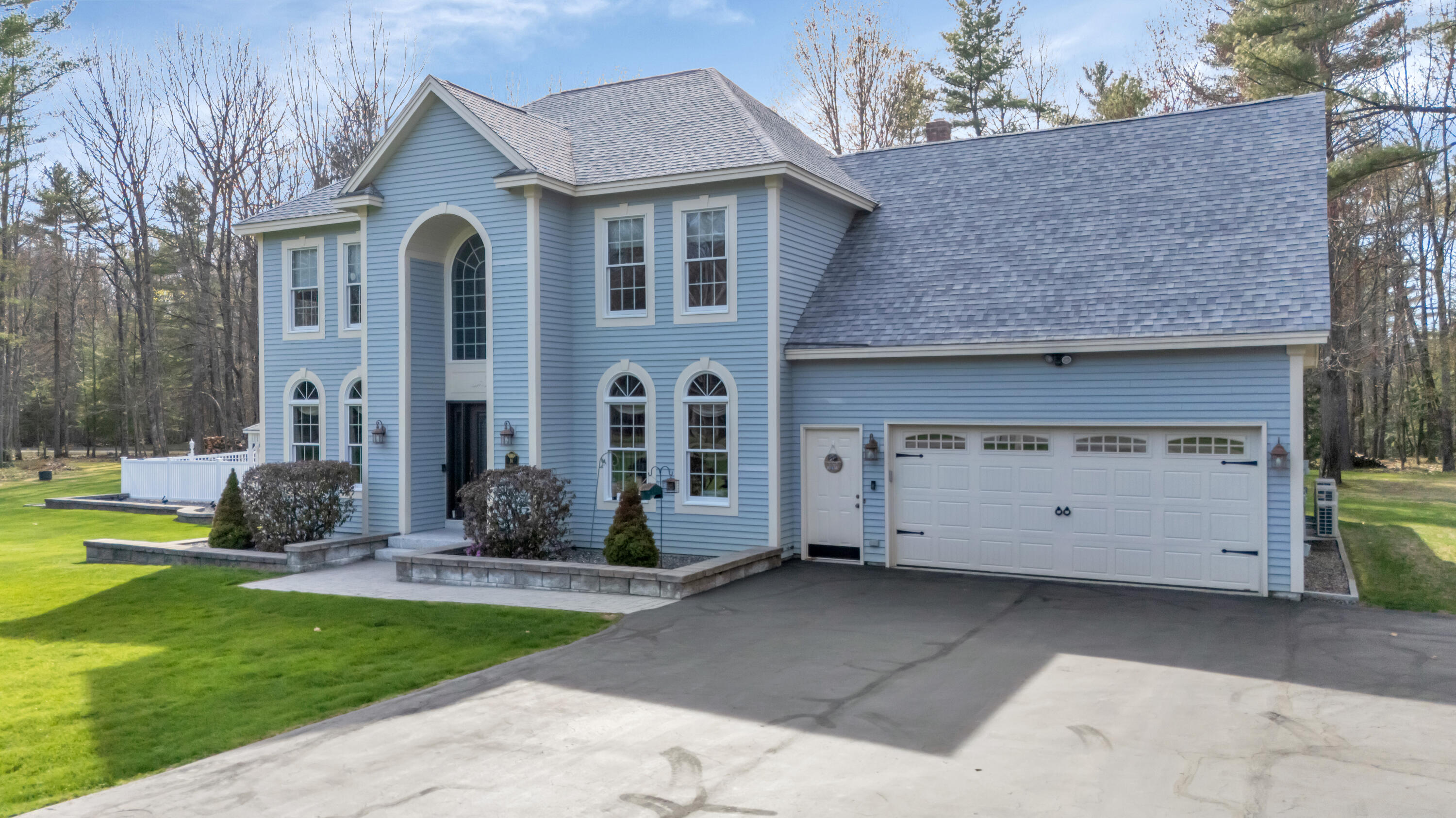 16 Caldwell Circle