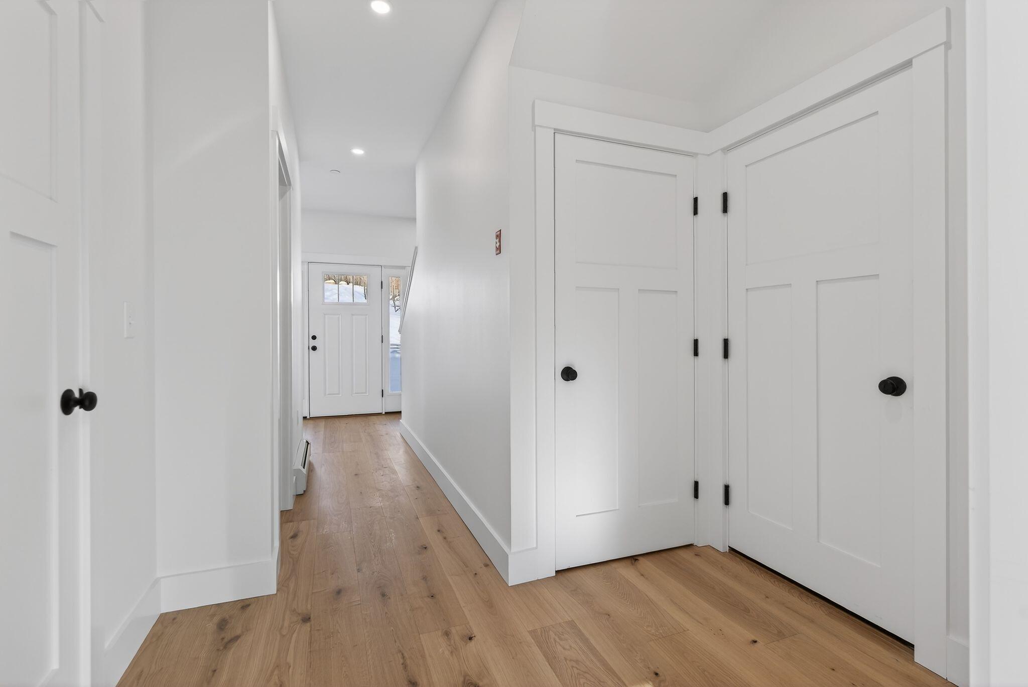 9 Aerie Drive