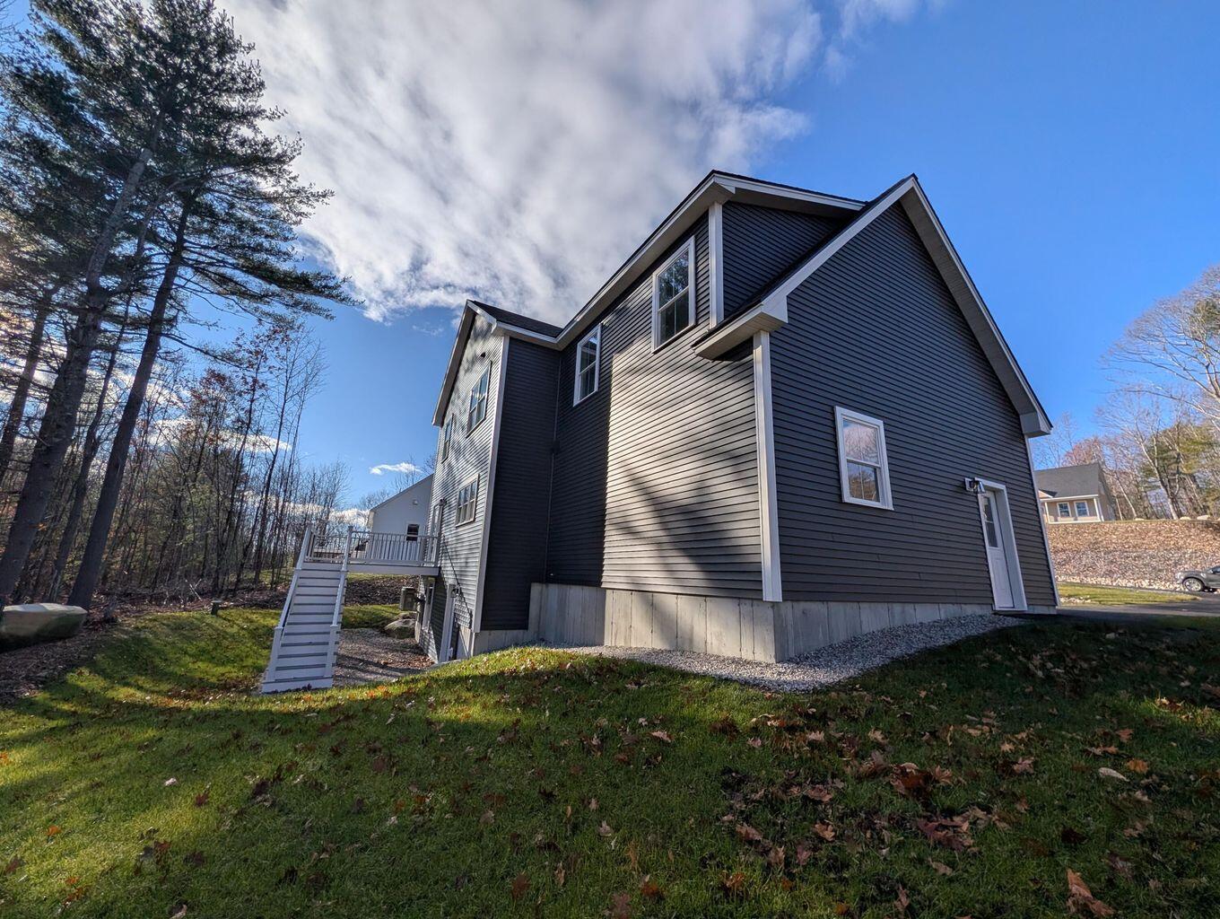 9 Aerie Drive