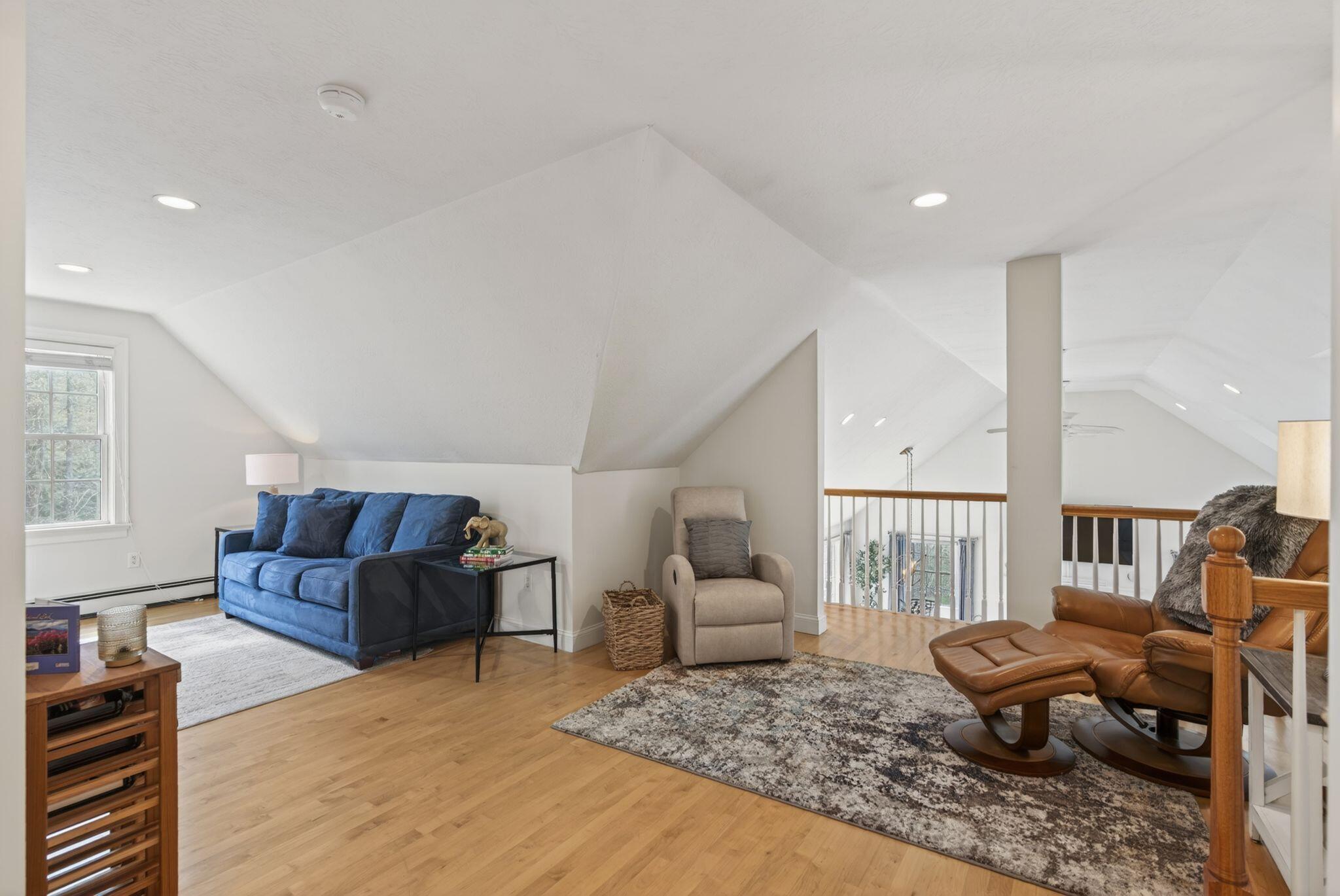 18 Woodspell Road