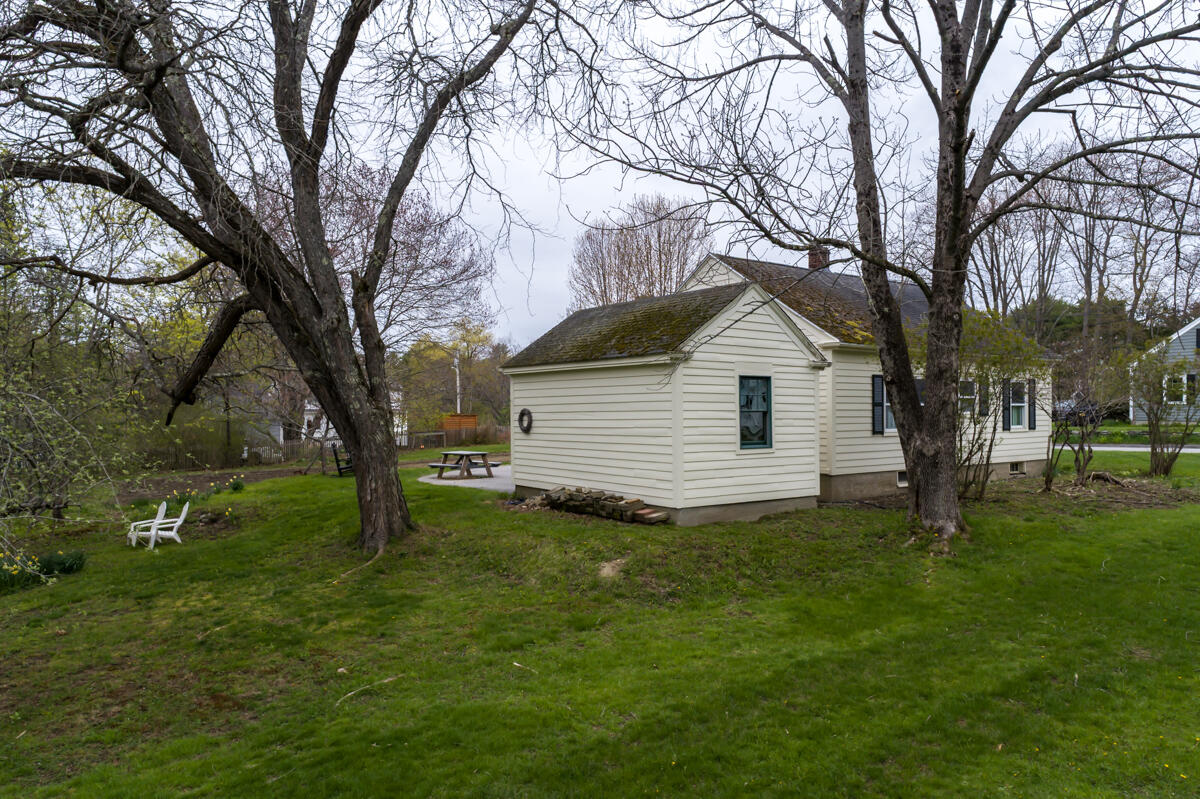 8 Oak Avenue
