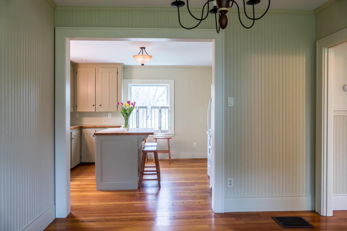 8 Oak Avenue