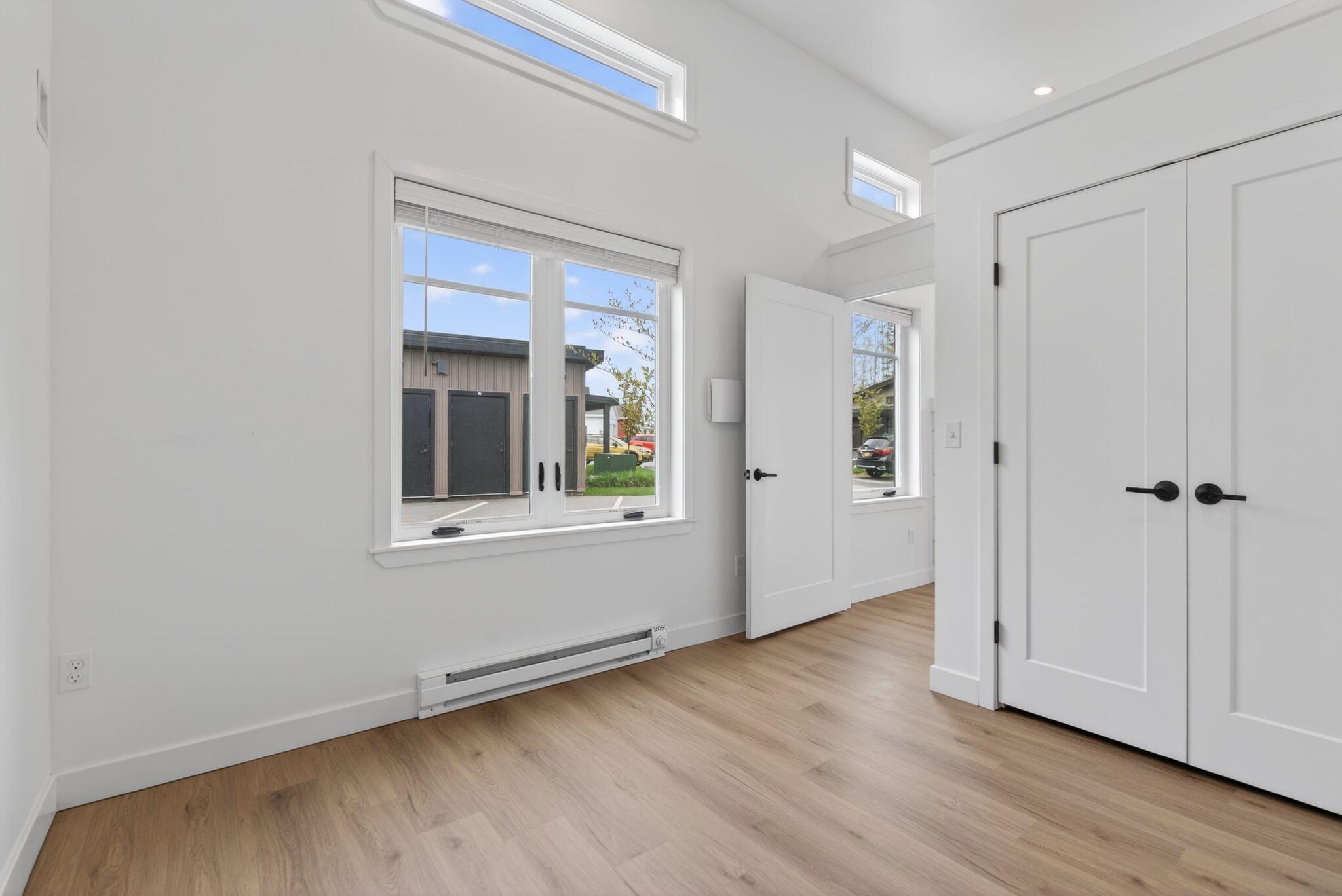 15 Canter Way 4