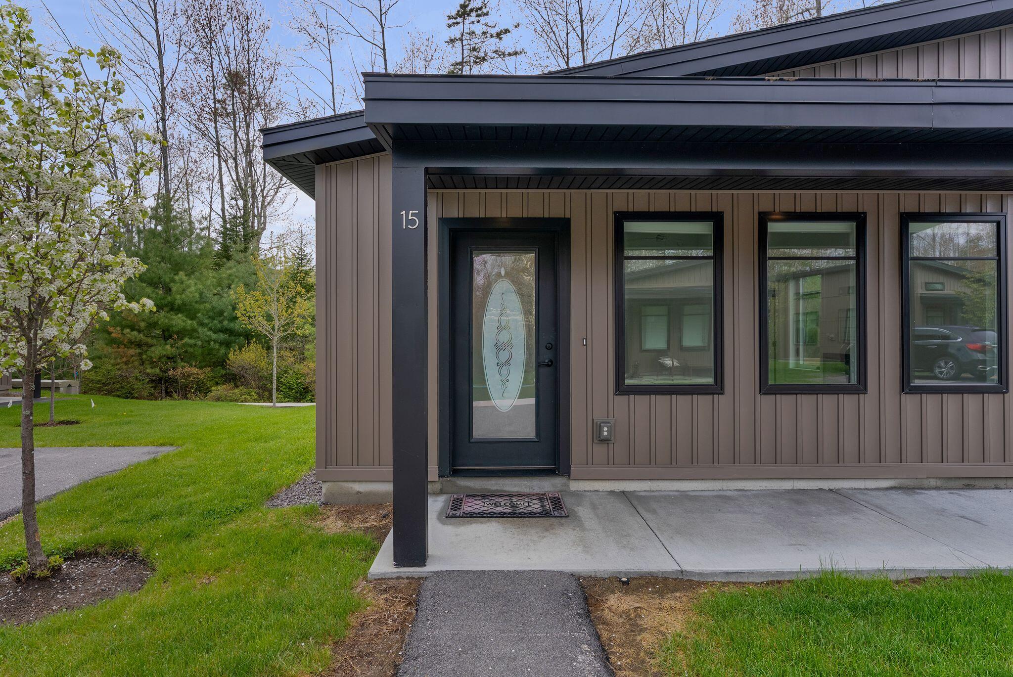 15 Canter Way 4