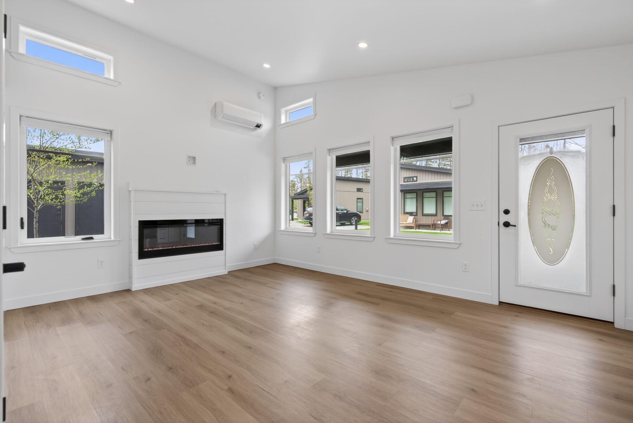 15 Canter Way 4