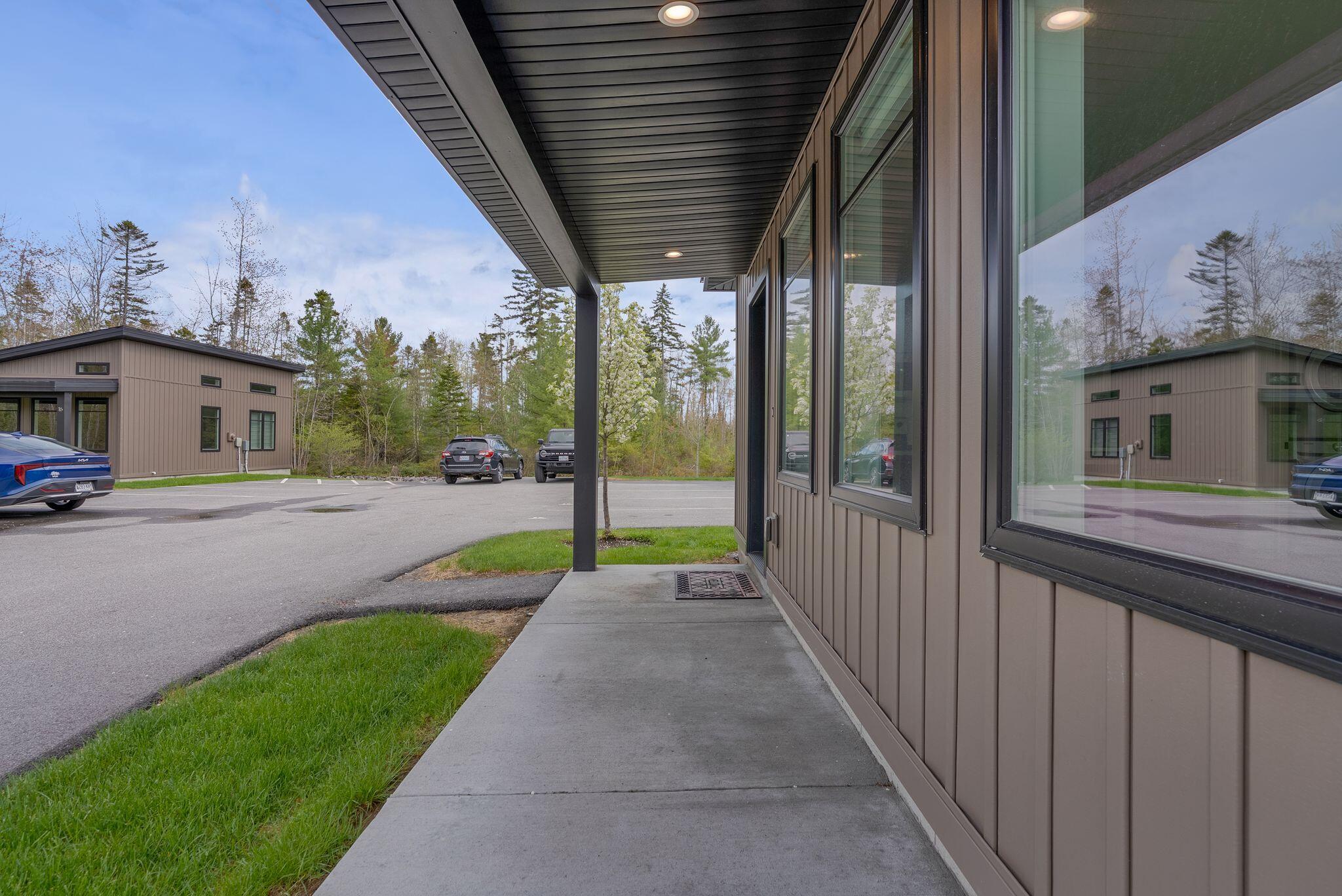 15 Canter Way 4