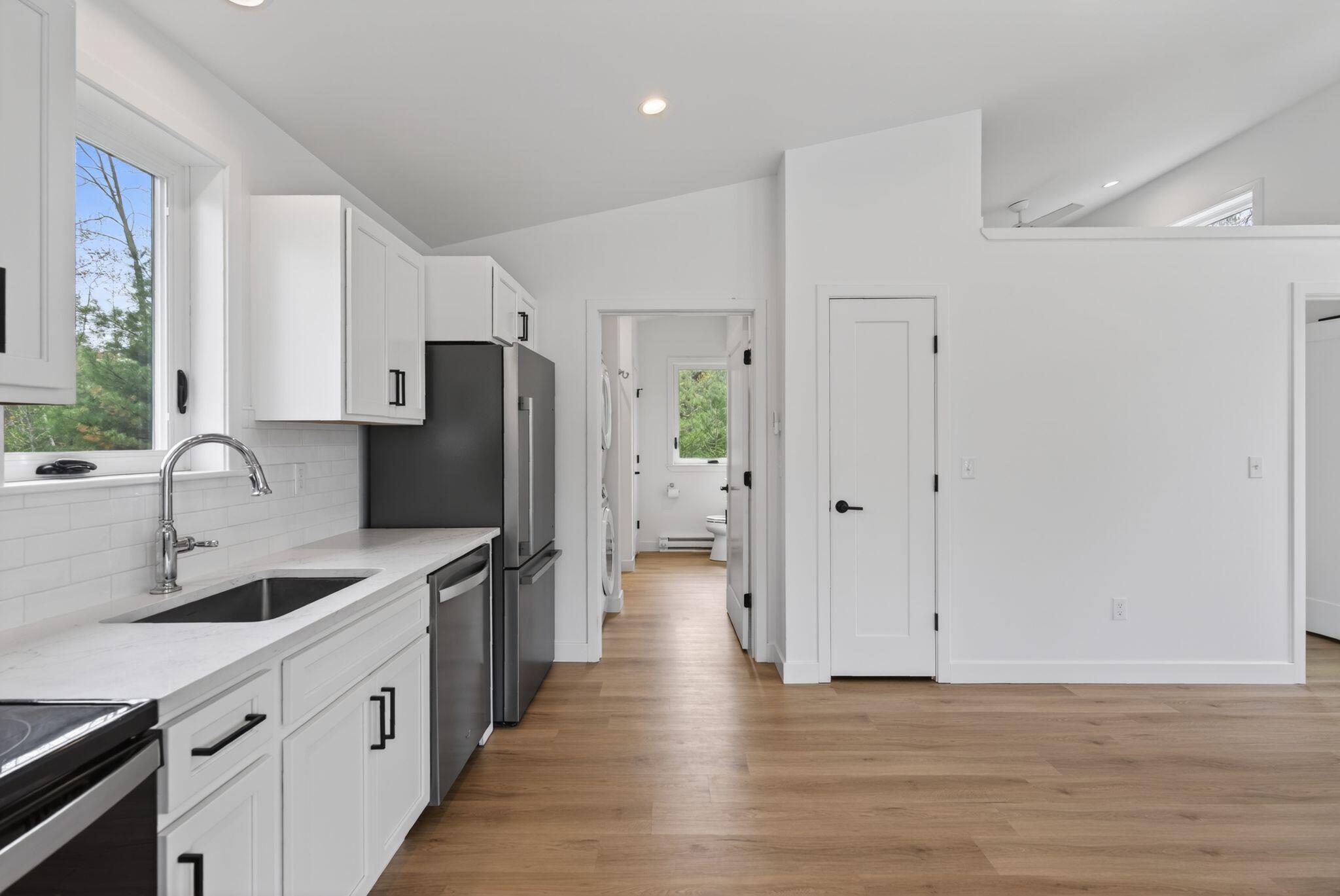 15 Canter Way 4