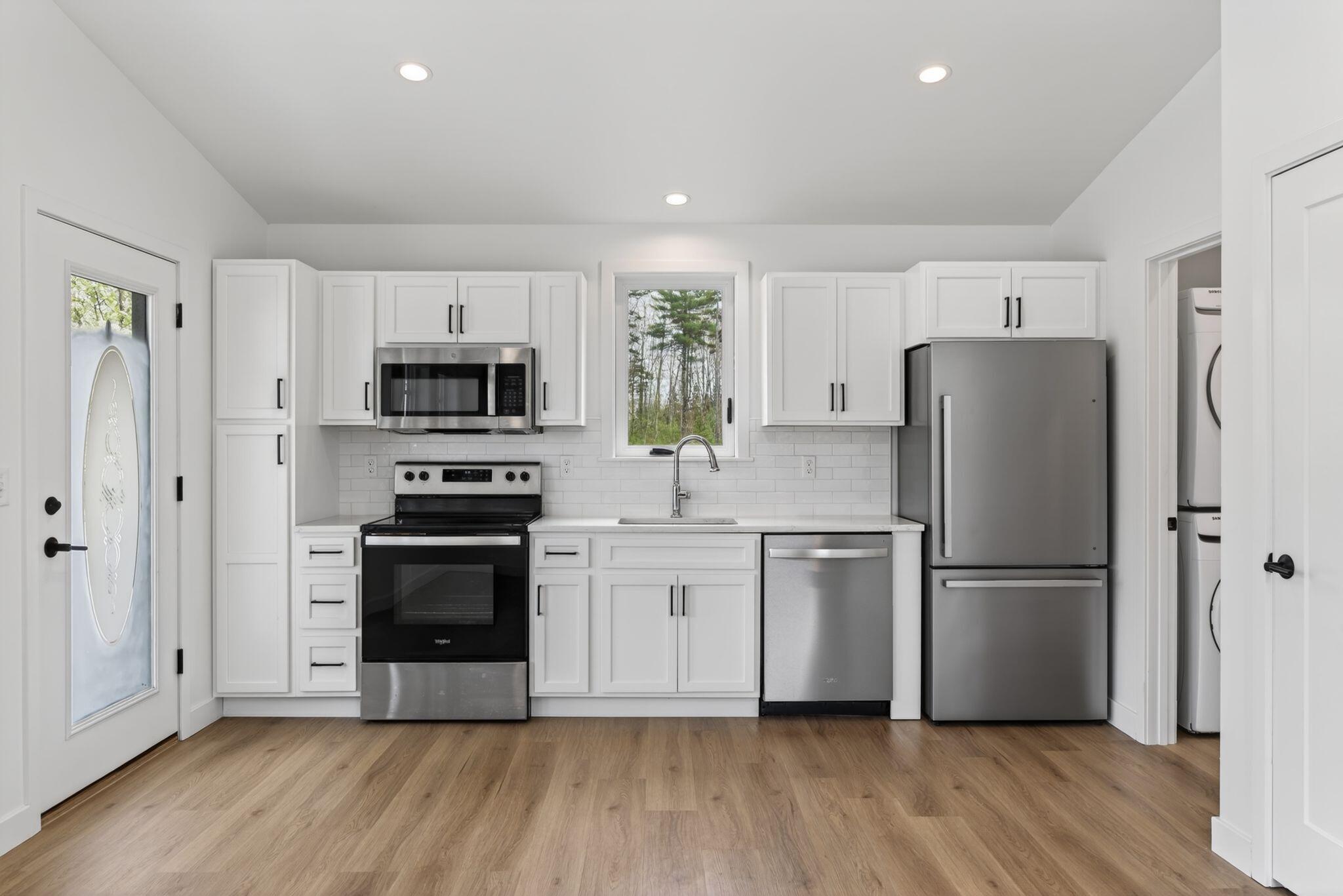 15 Canter Way 4