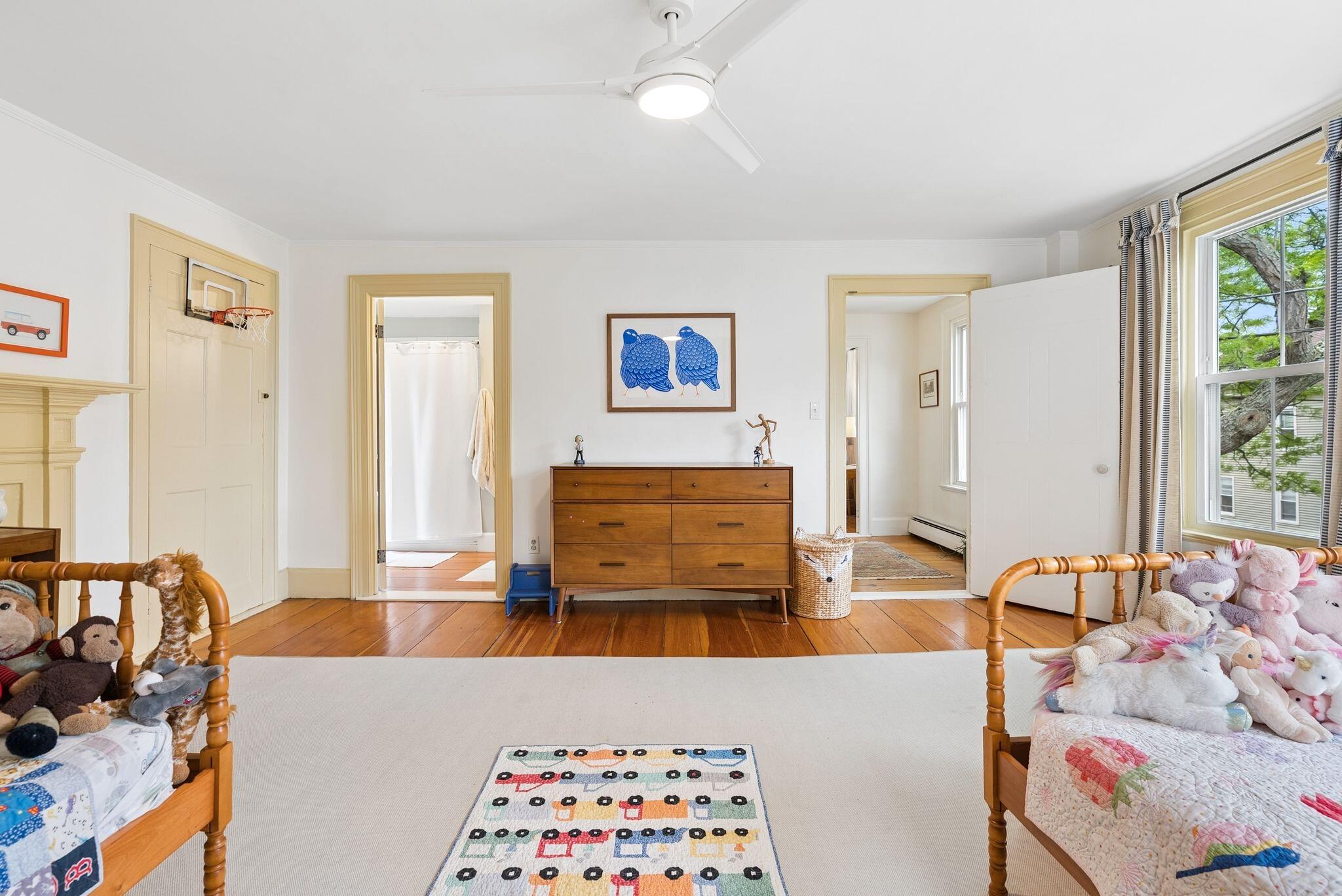3 Taylor Street