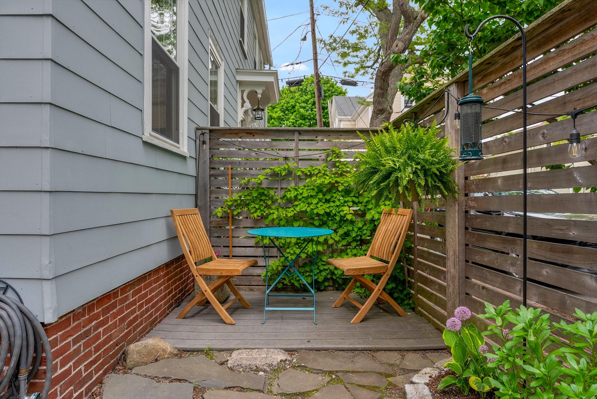 3 Taylor Street